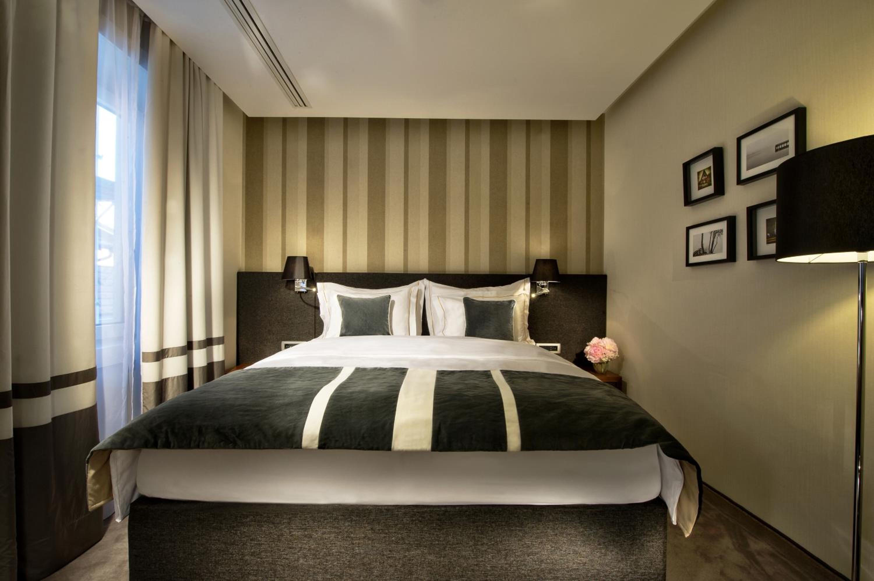 Superior Deluxe Double Room  - Photo 3
