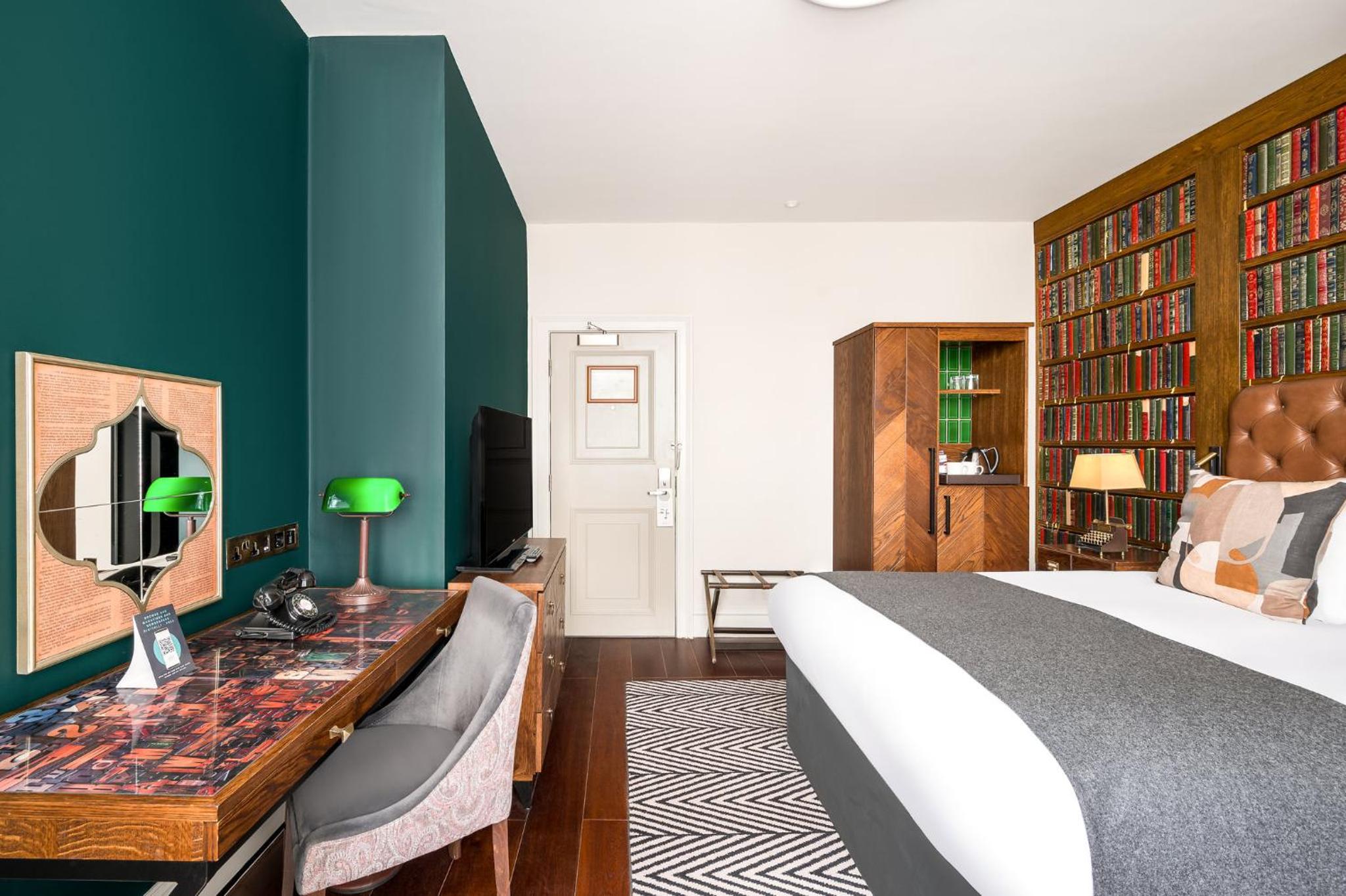Standard Room - Photo 9