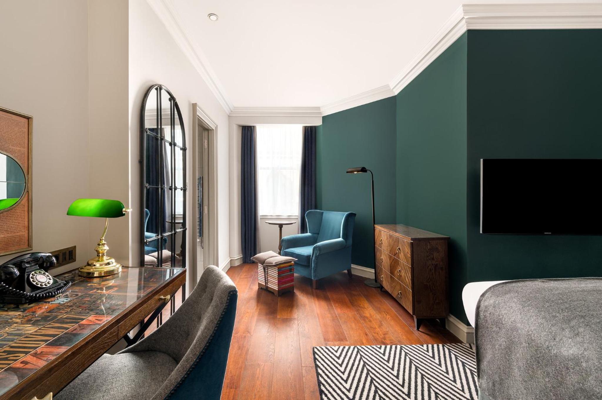 Premium Queen Room - Photo 1