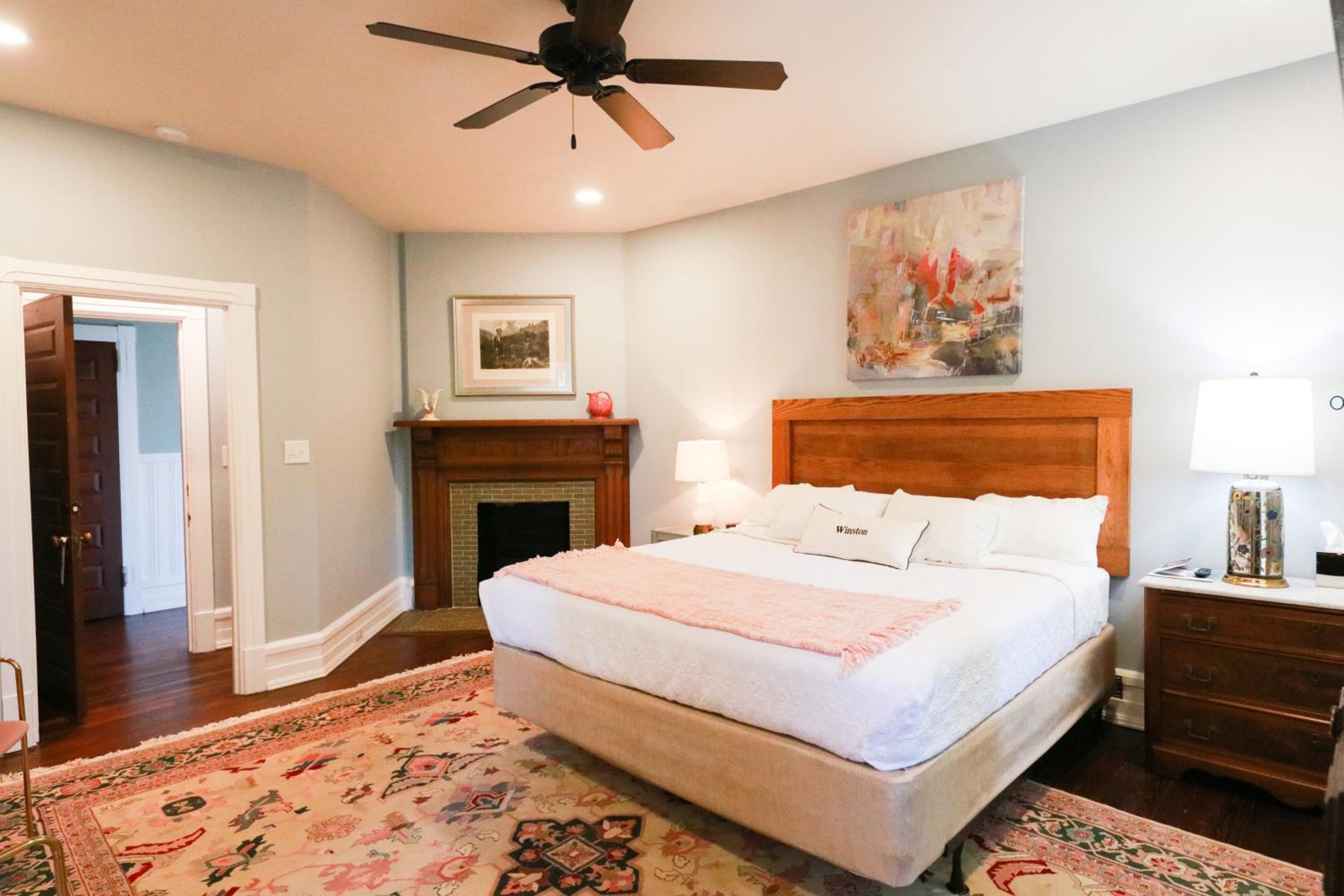 Double Room with Private Bathroom photo 1