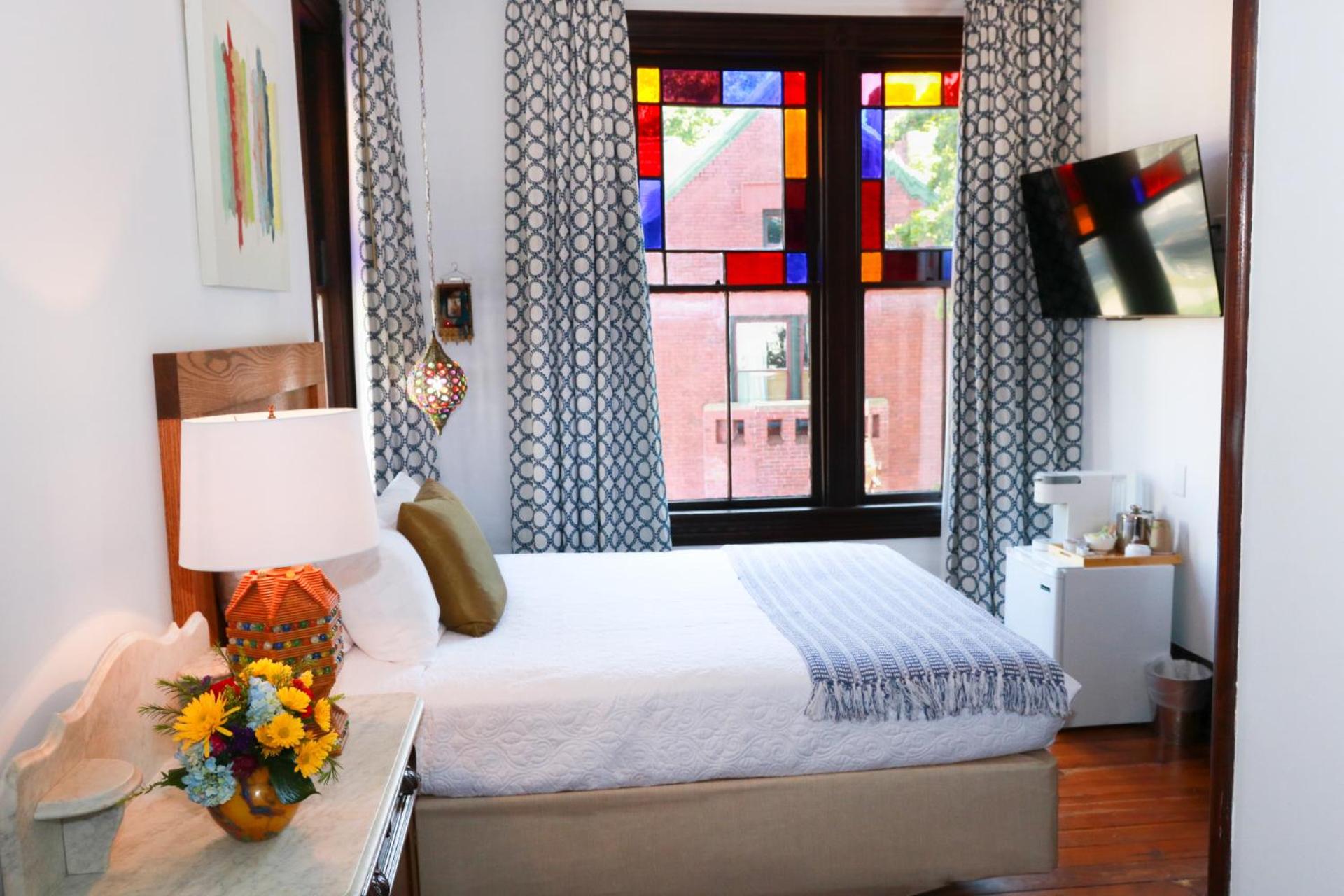 Double Room with Private Bathroom photo 1
