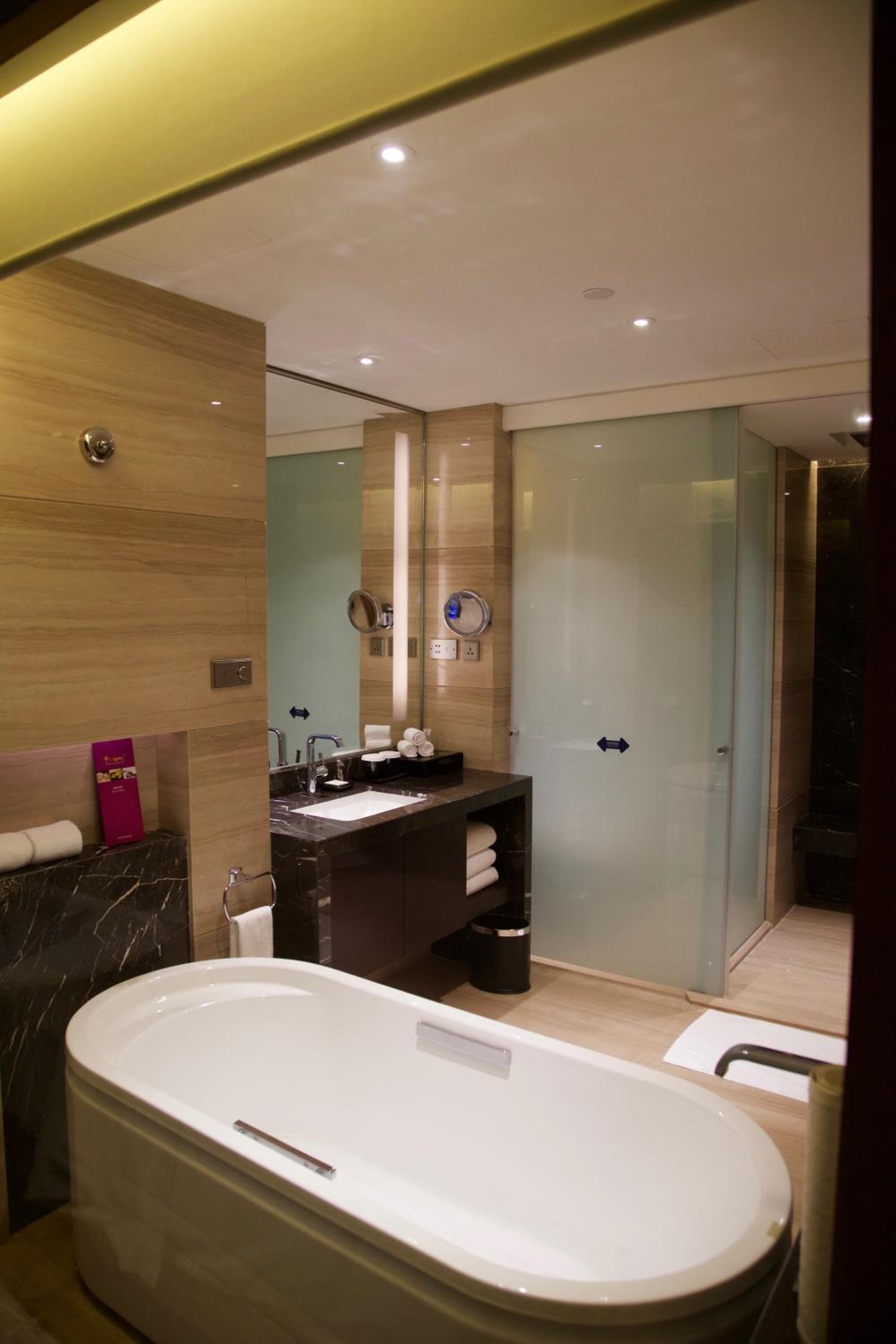 King Executive Deluxe Plus Room with Lounge Access