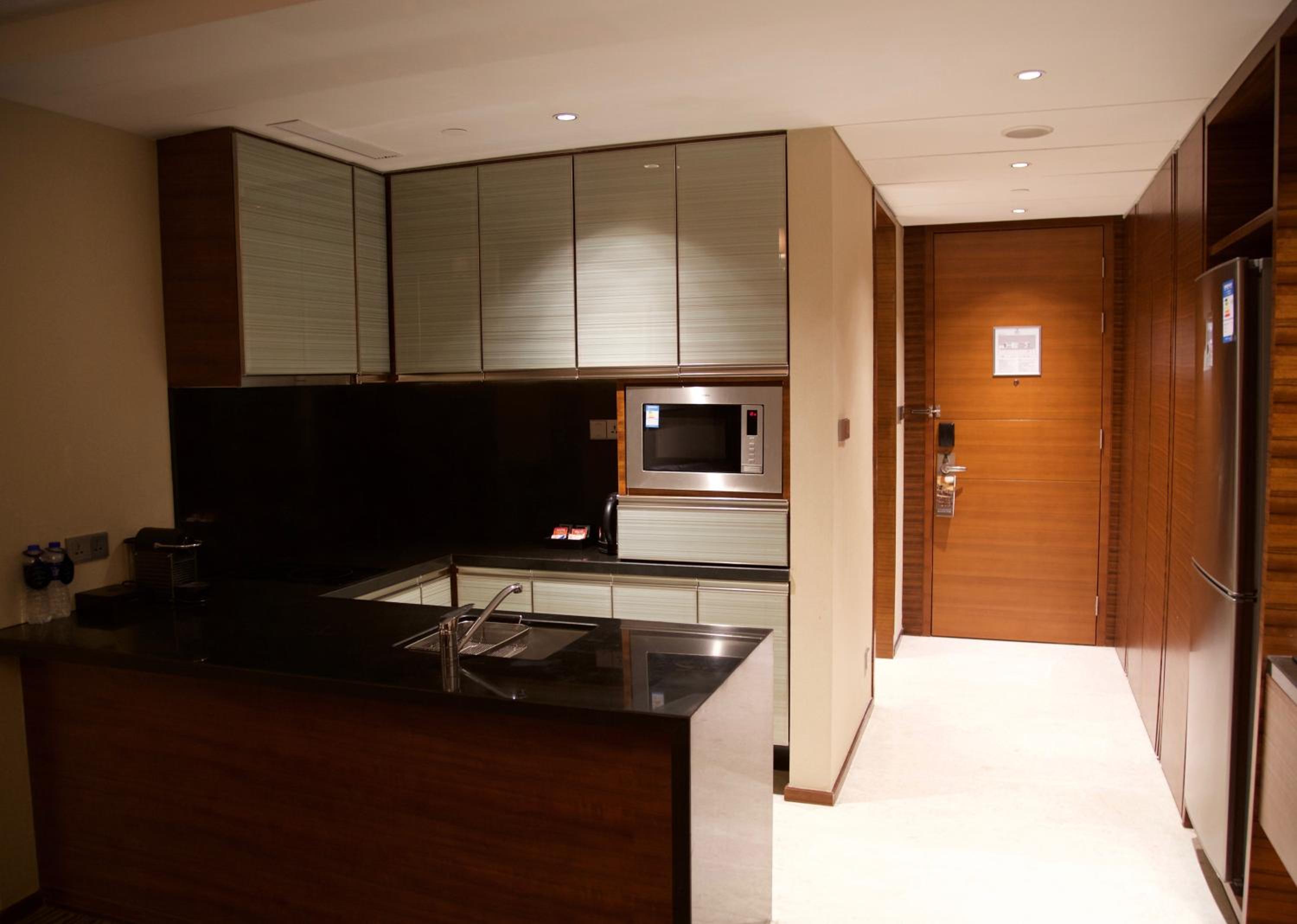 Apartment Suite photo 3