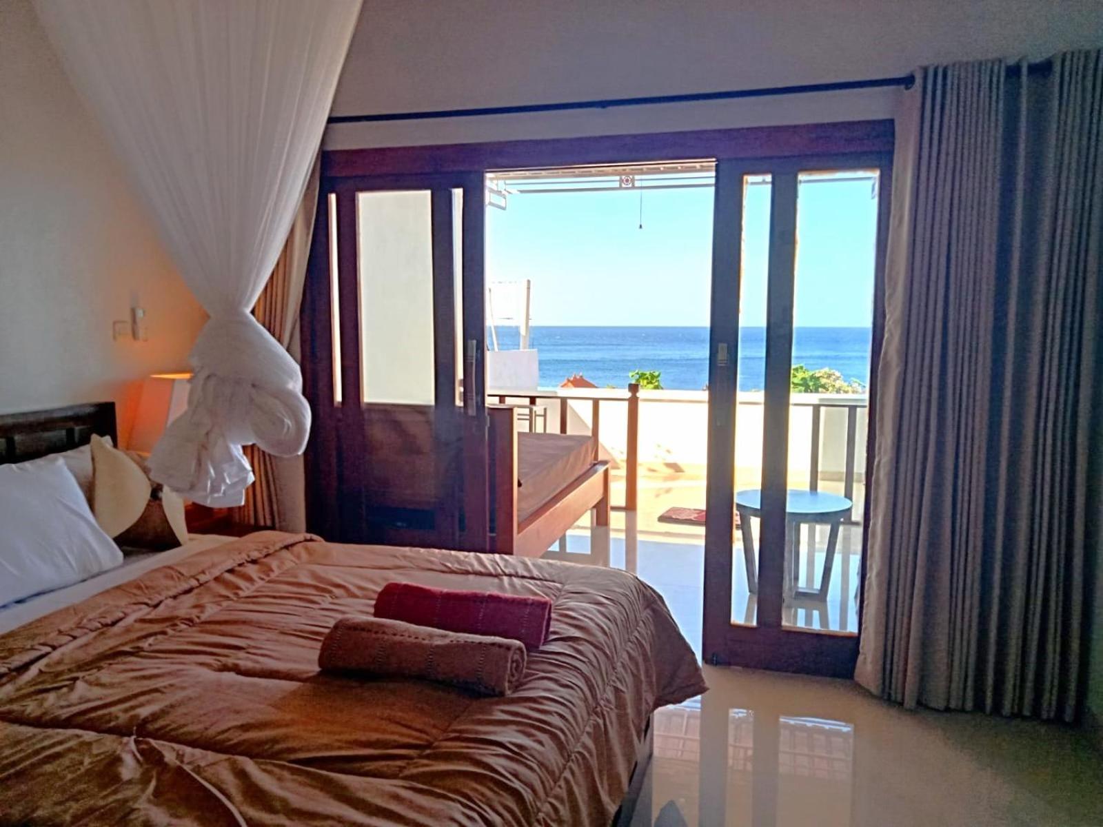 Studio with Sea View