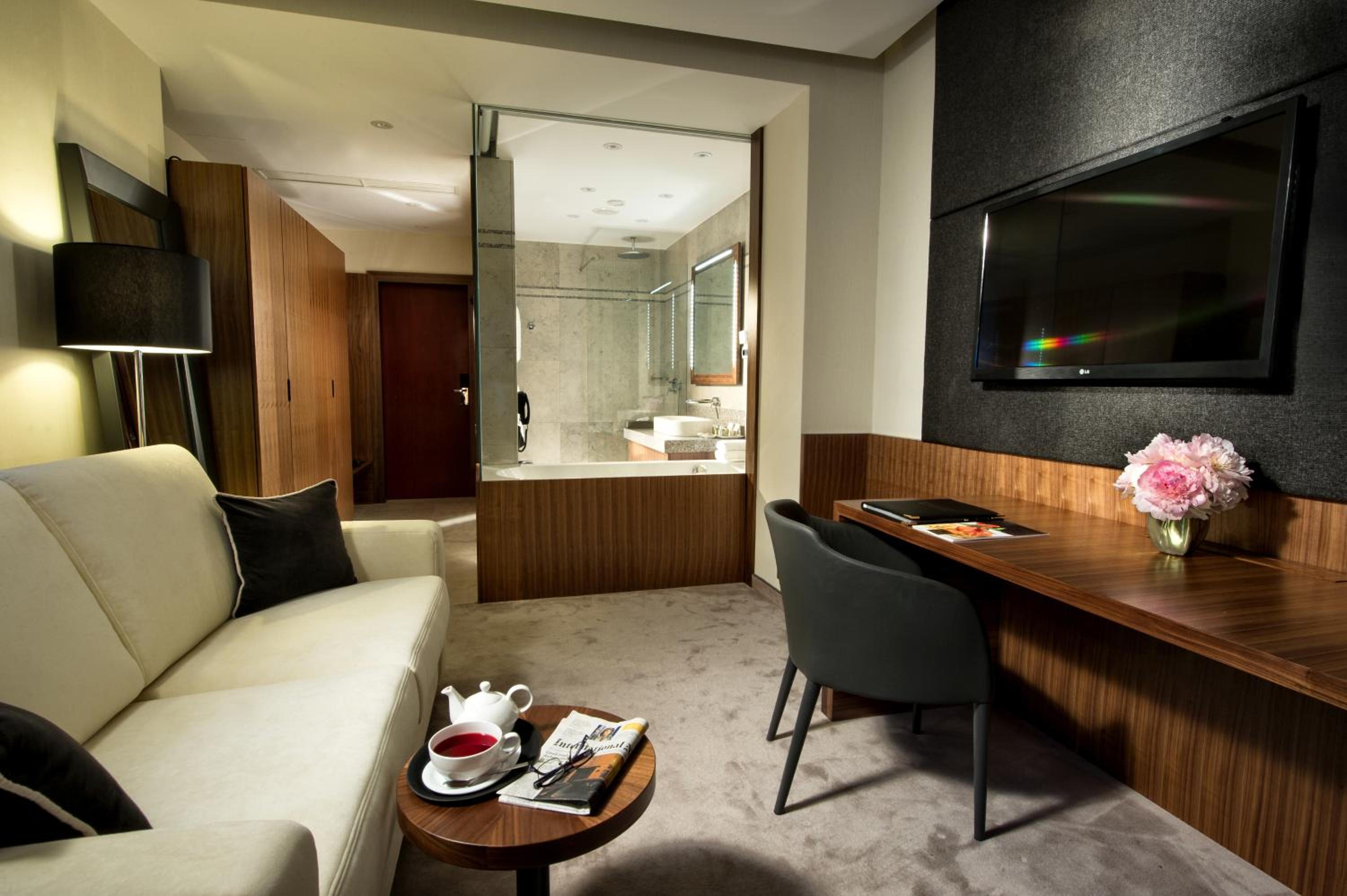 Superior Deluxe Double Room  - Photo 1
