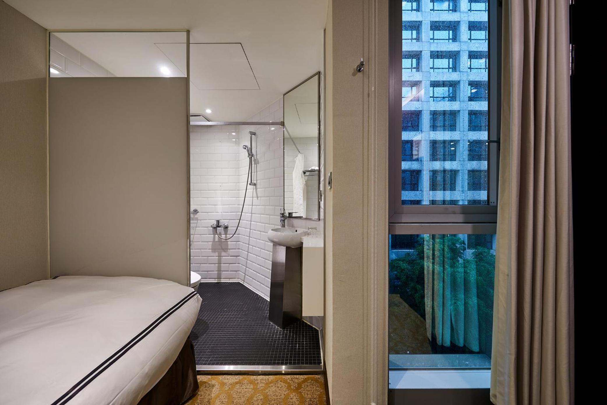 Single Room with Shower