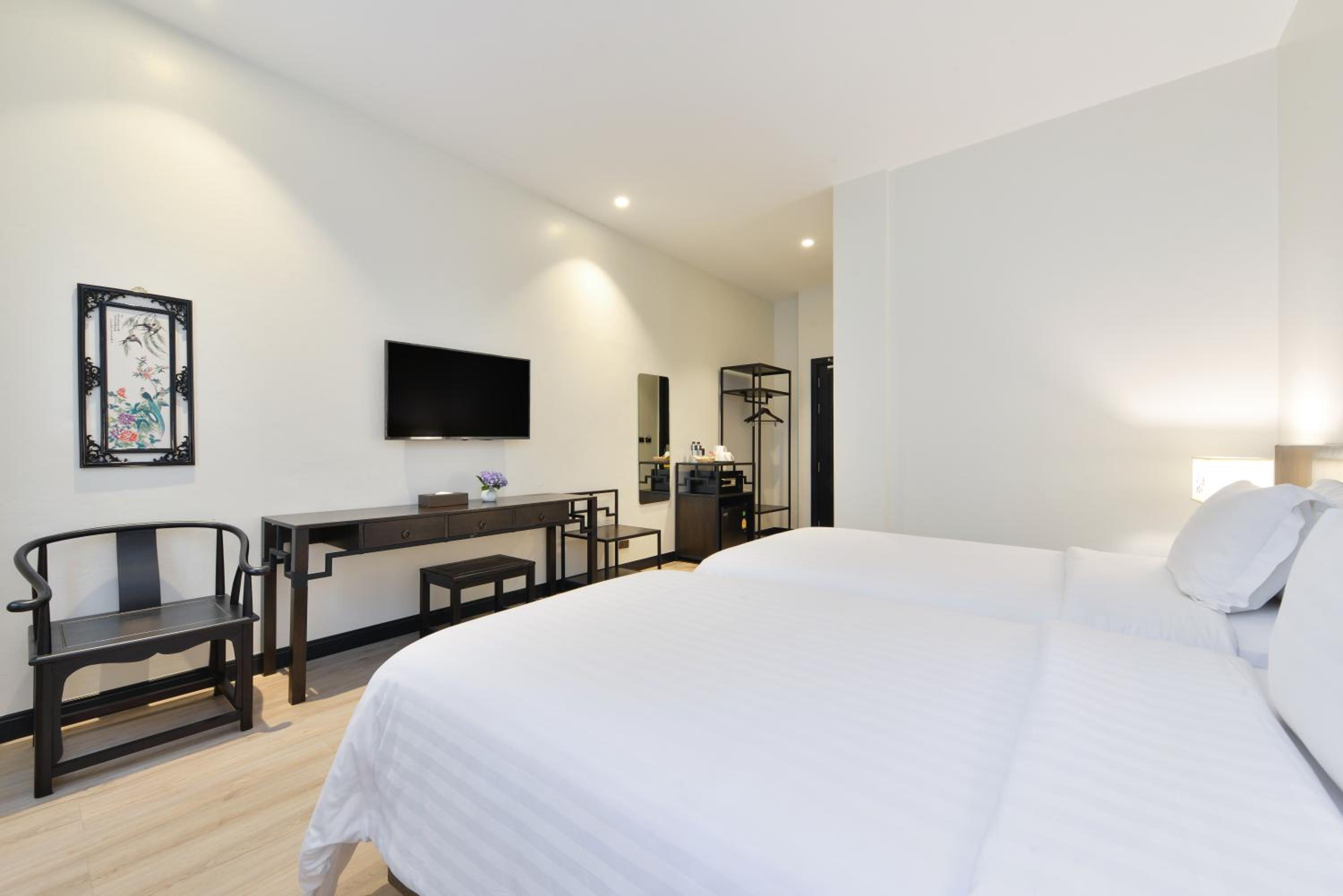Deluxe Twin Room photo 2