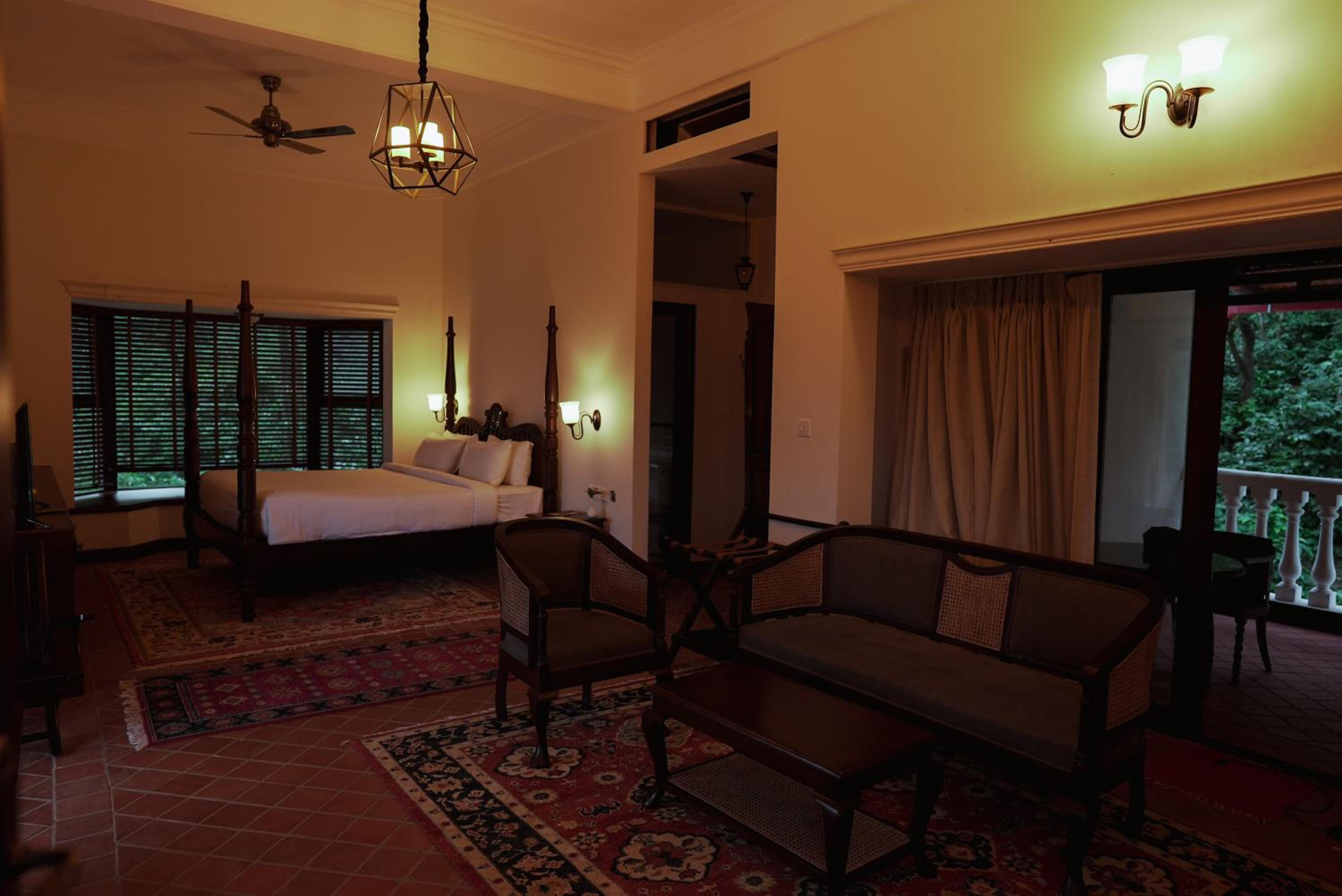 Suite with Mountain View