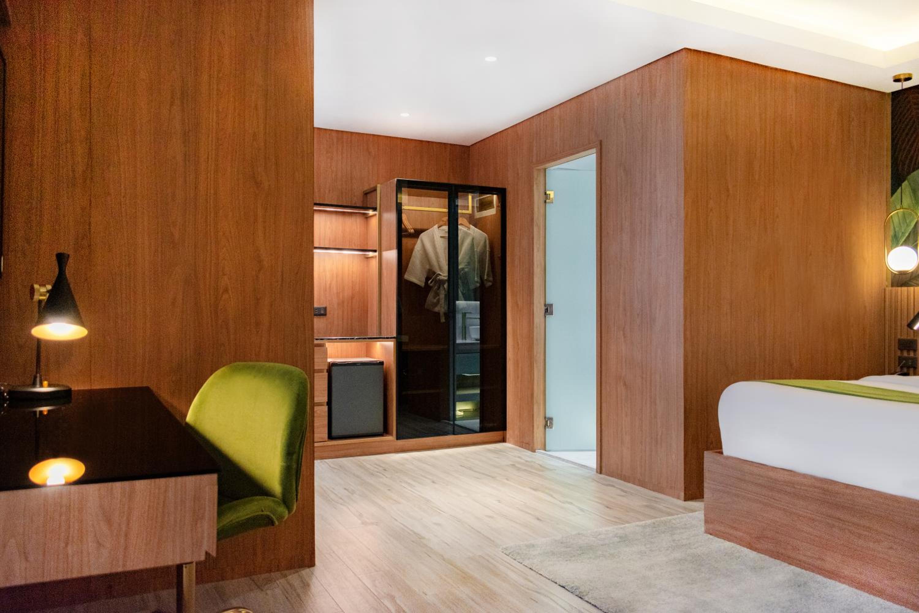 Suite with City View photo 3