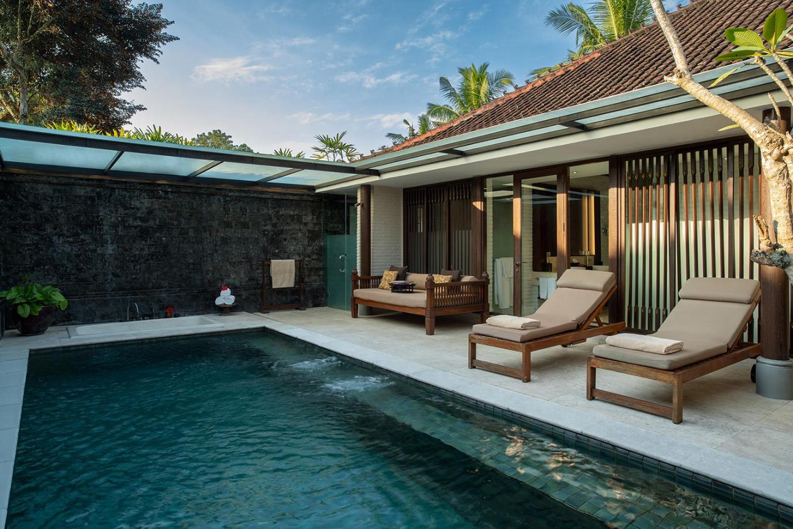 Family Private Pool Villa with Club Benefits - Photo 2