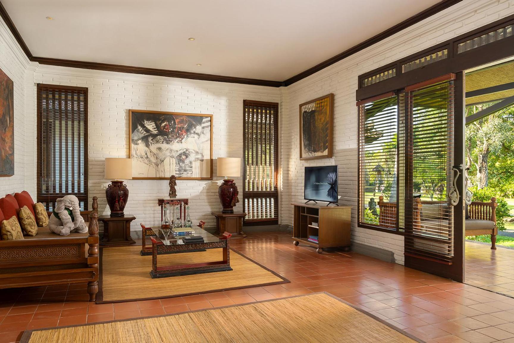 Family Private Pool Villa with Club Benefits - Photo 6