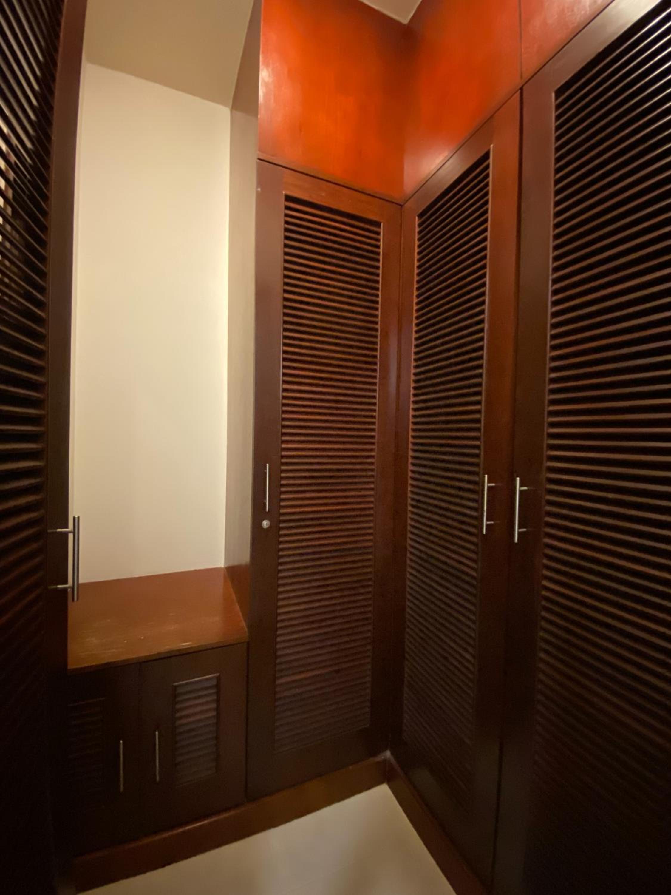 Villa photo 1
