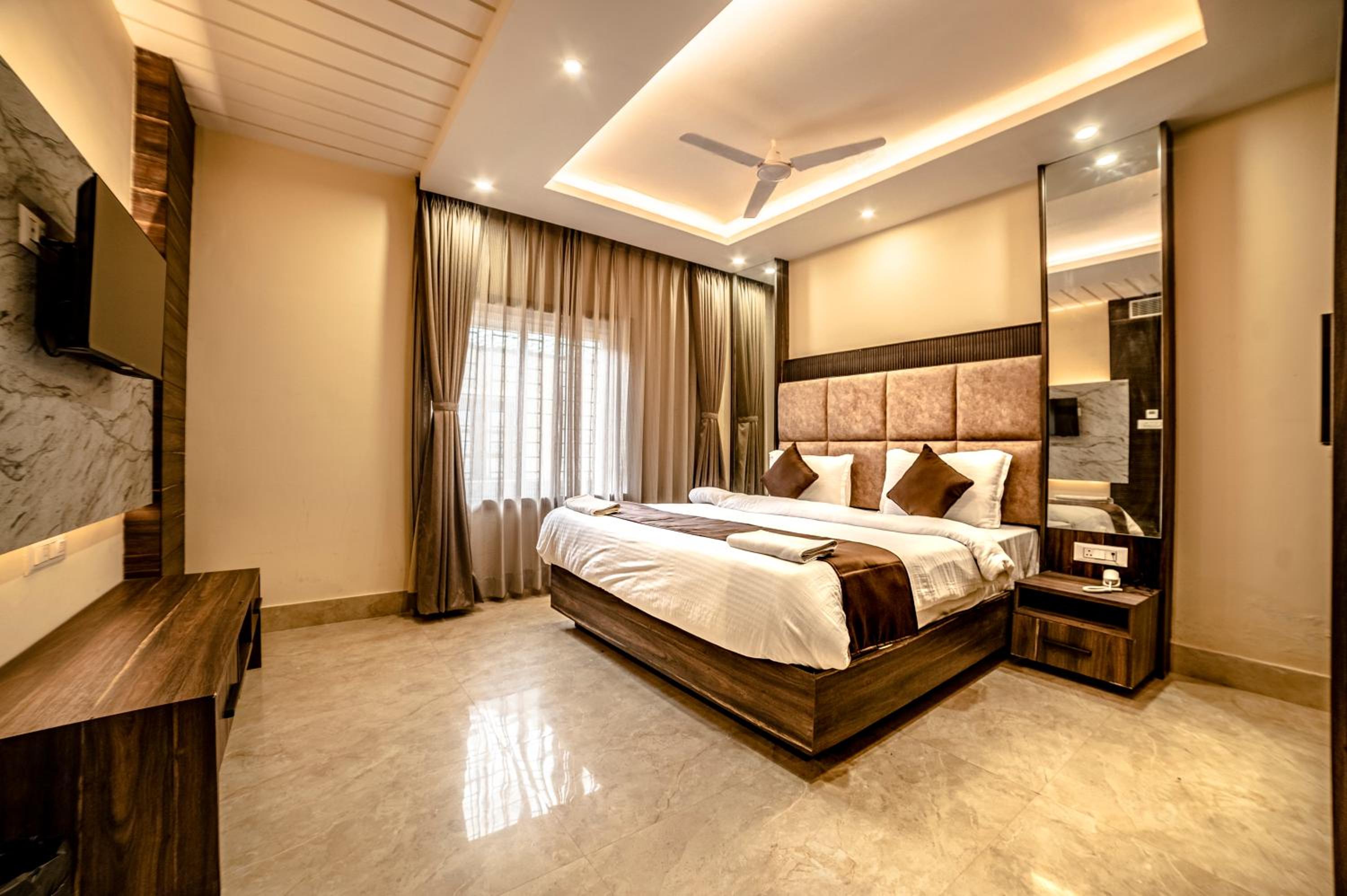 Double Room with Balcony photo 2