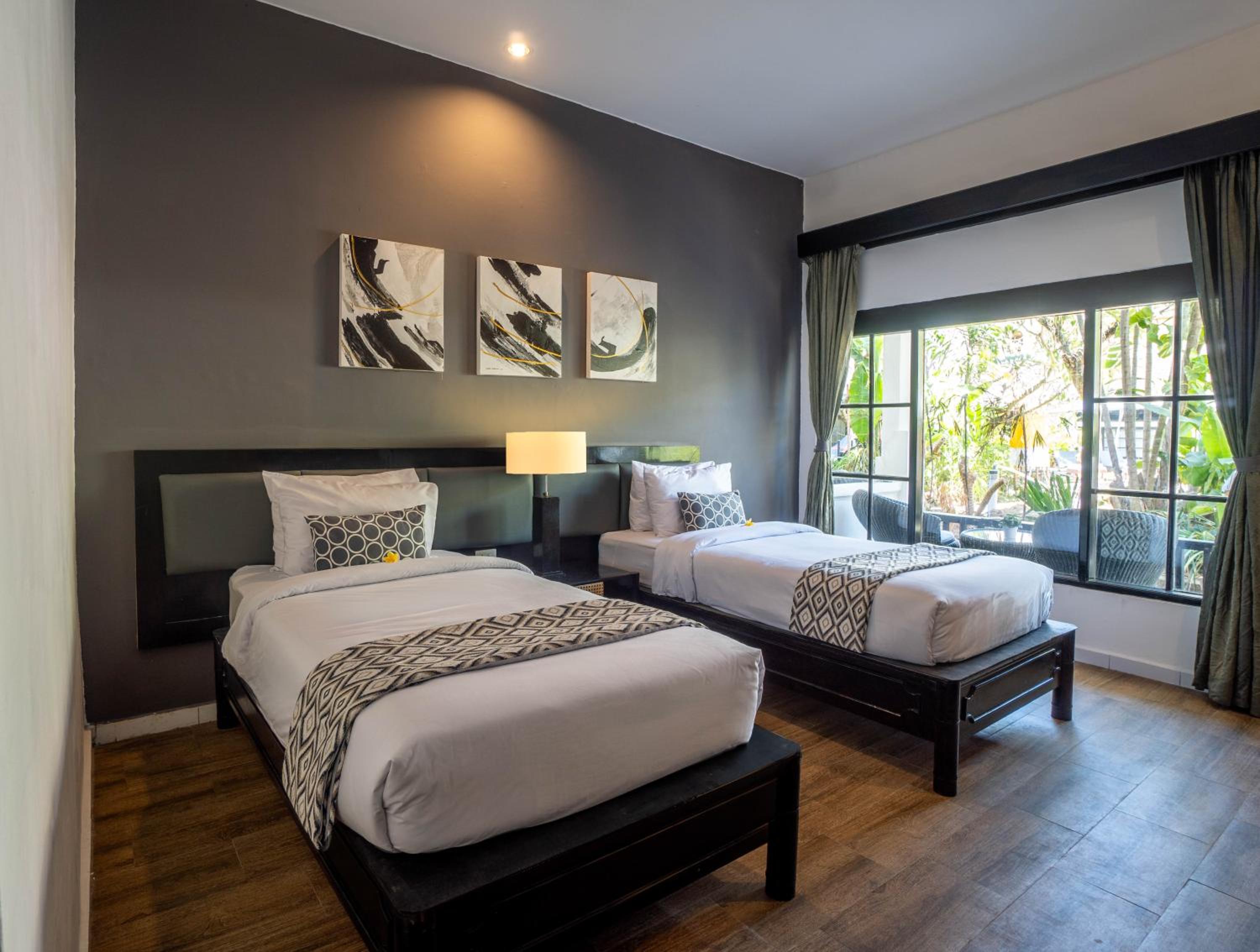 Superior Double or Twin Room with Garden View - Photo 1