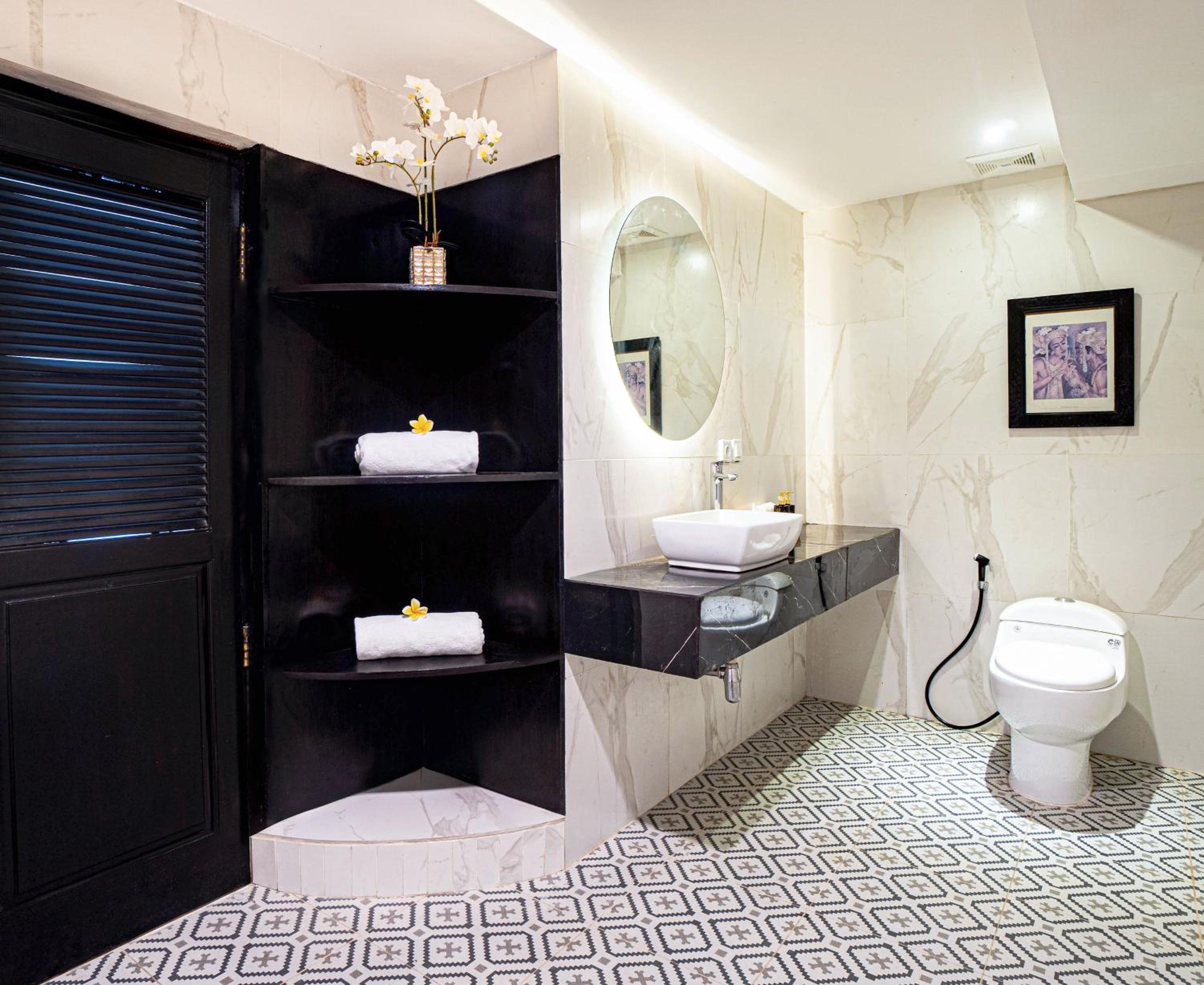 Deluxe Double Room with Garden View - Photo 8