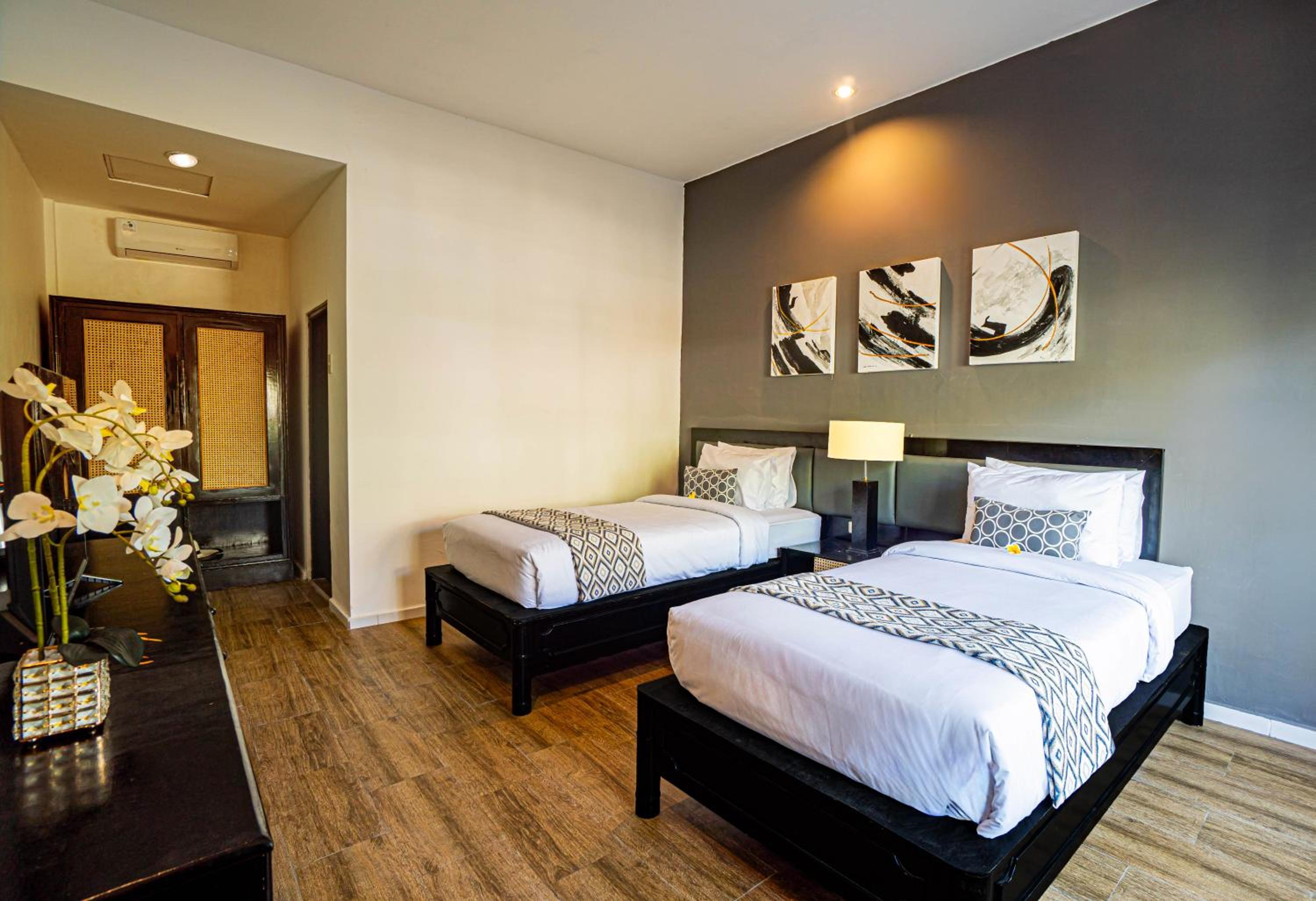 Superior Double or Twin Room with Garden View - Photo 9
