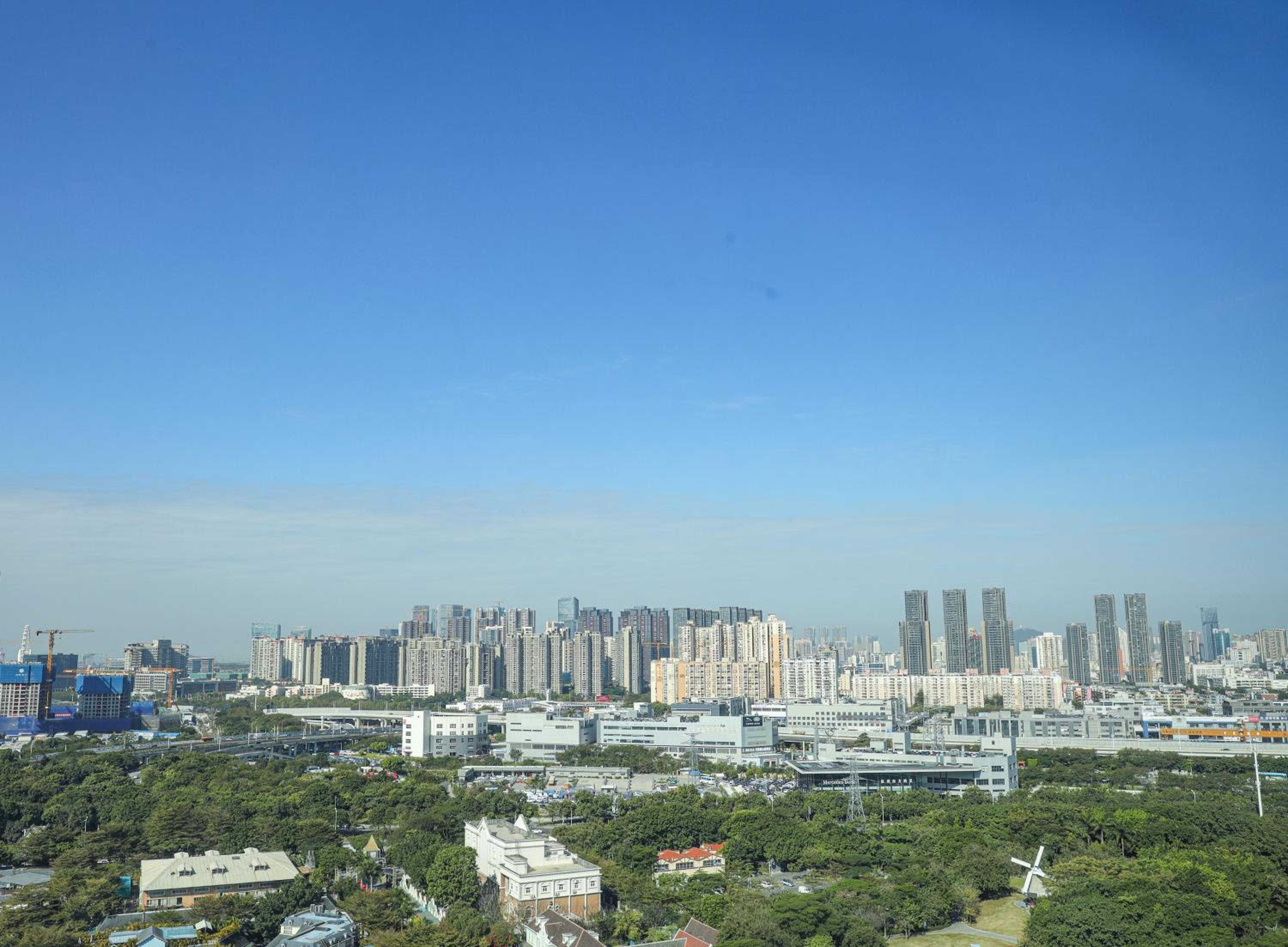 TWIN GUEST ROOM- CITY VIEW - Photo 3