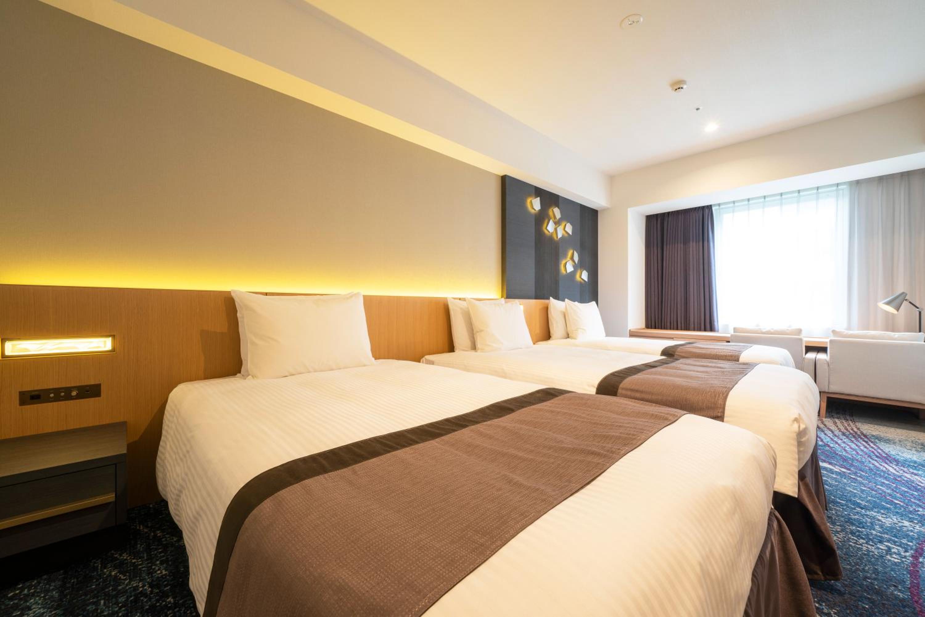 Standard Twin Room - Photo 2