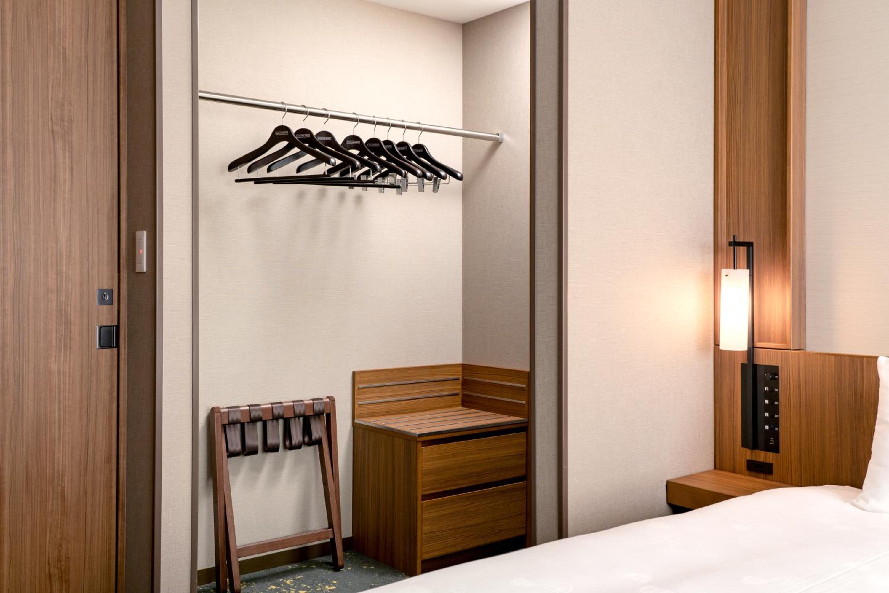 Superior Twin Room - Photo 4