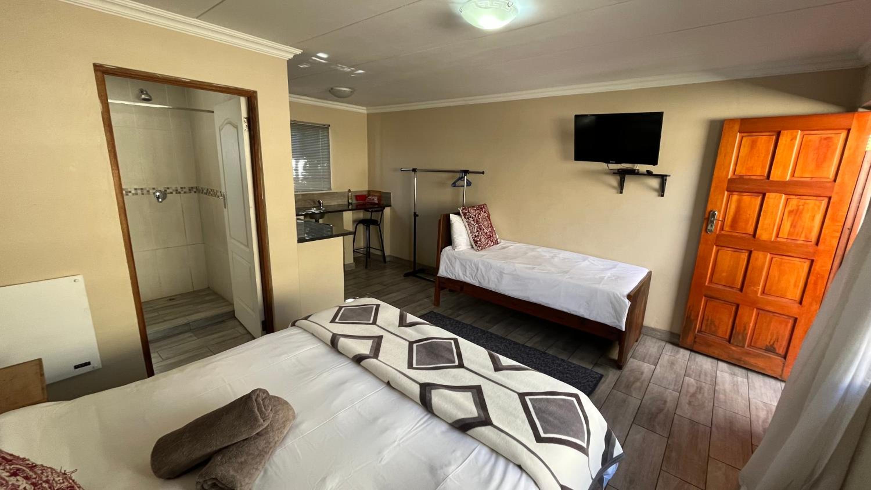 Deluxe Double Room photo 3