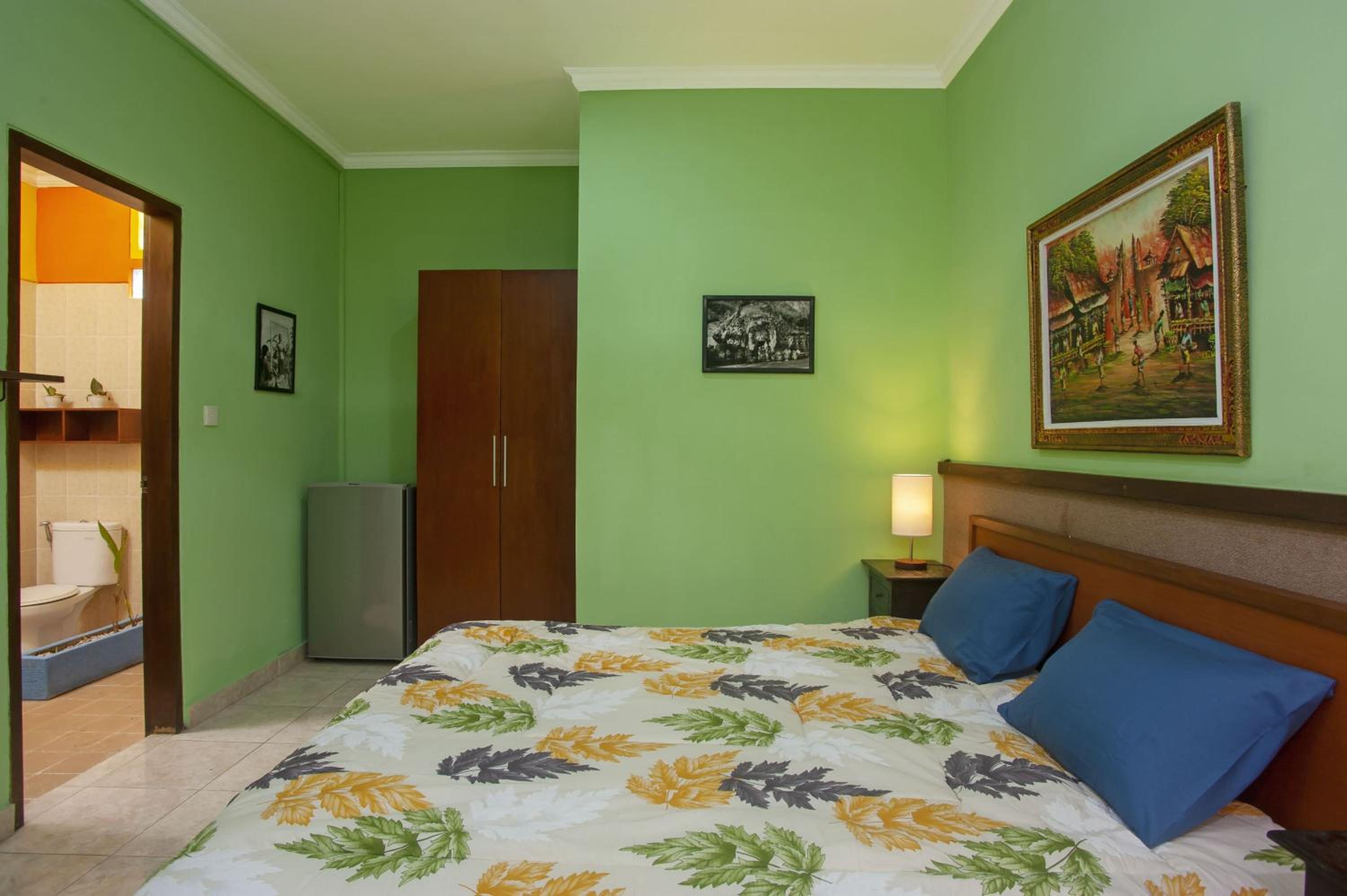 Deluxe Room - Photo 11