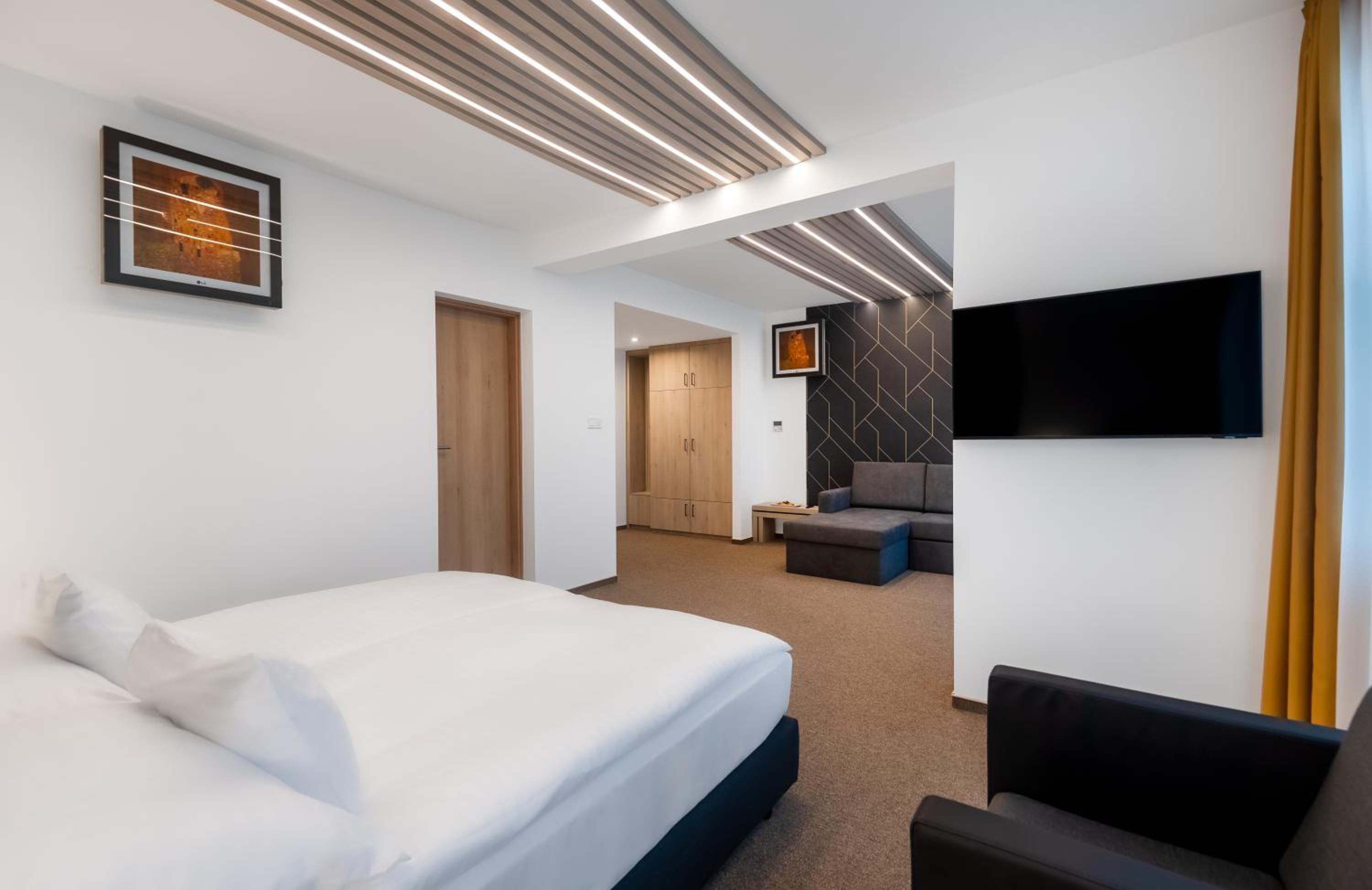 Suite with Balcony