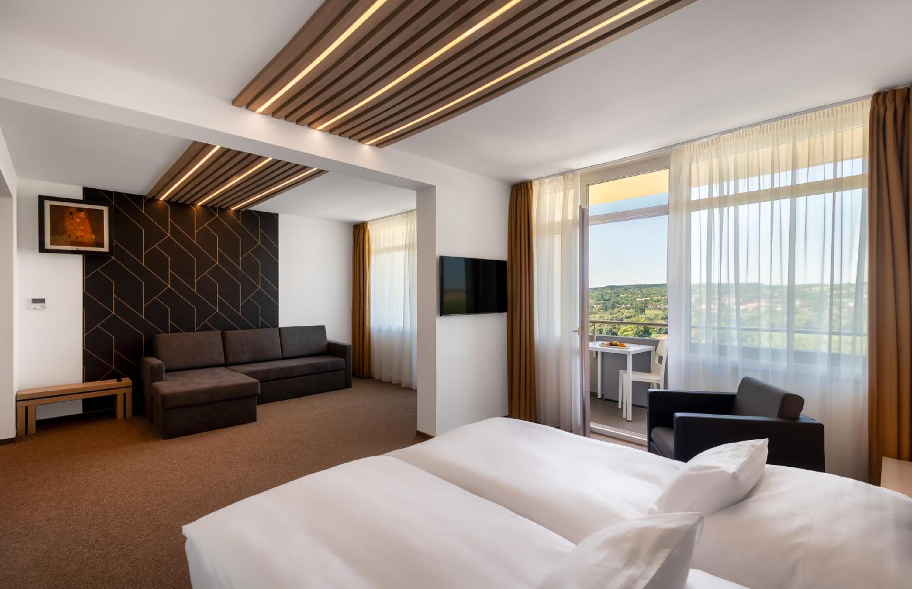 Suite with Balcony