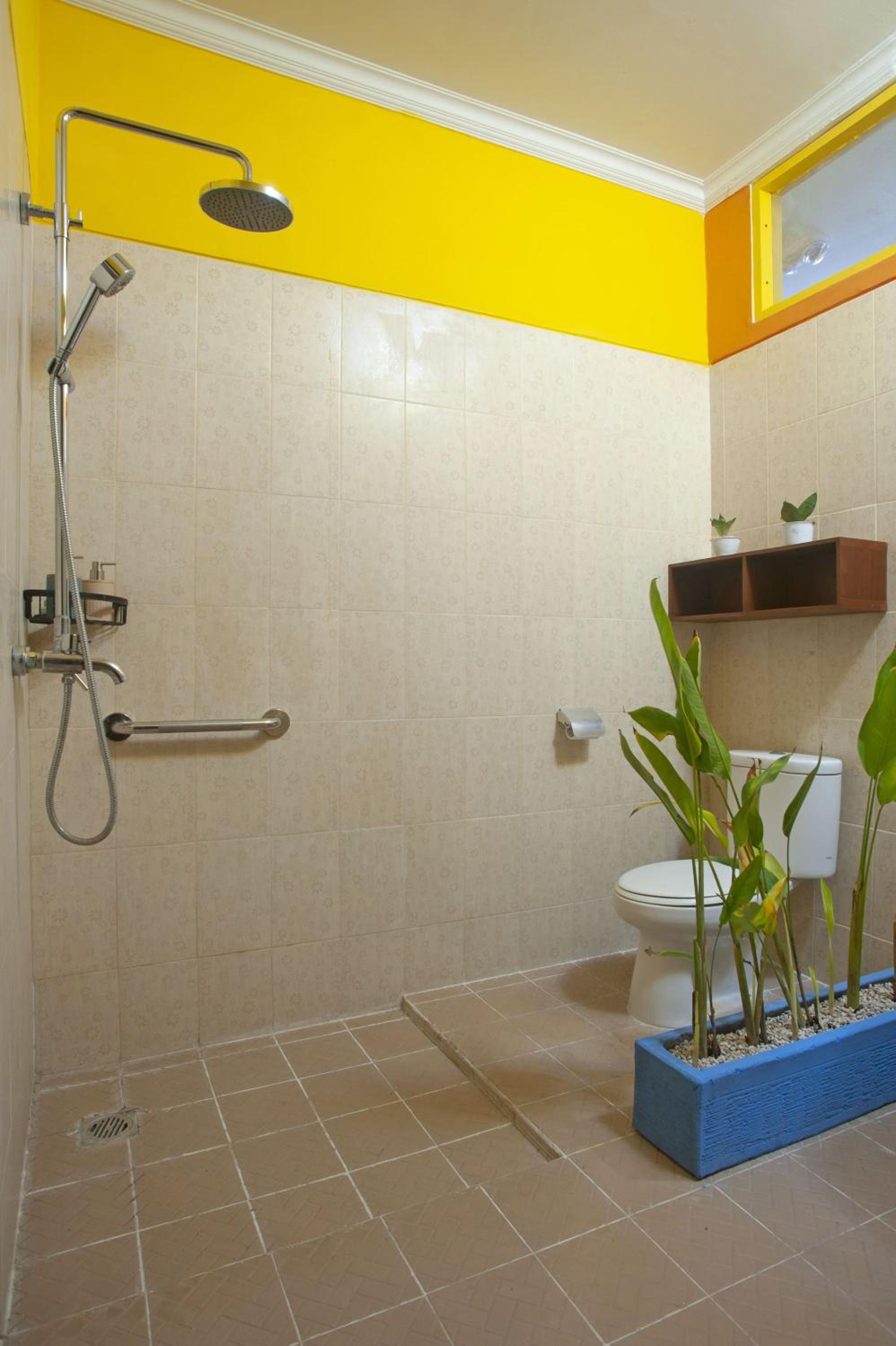 Standard Double Room - Photo 11
