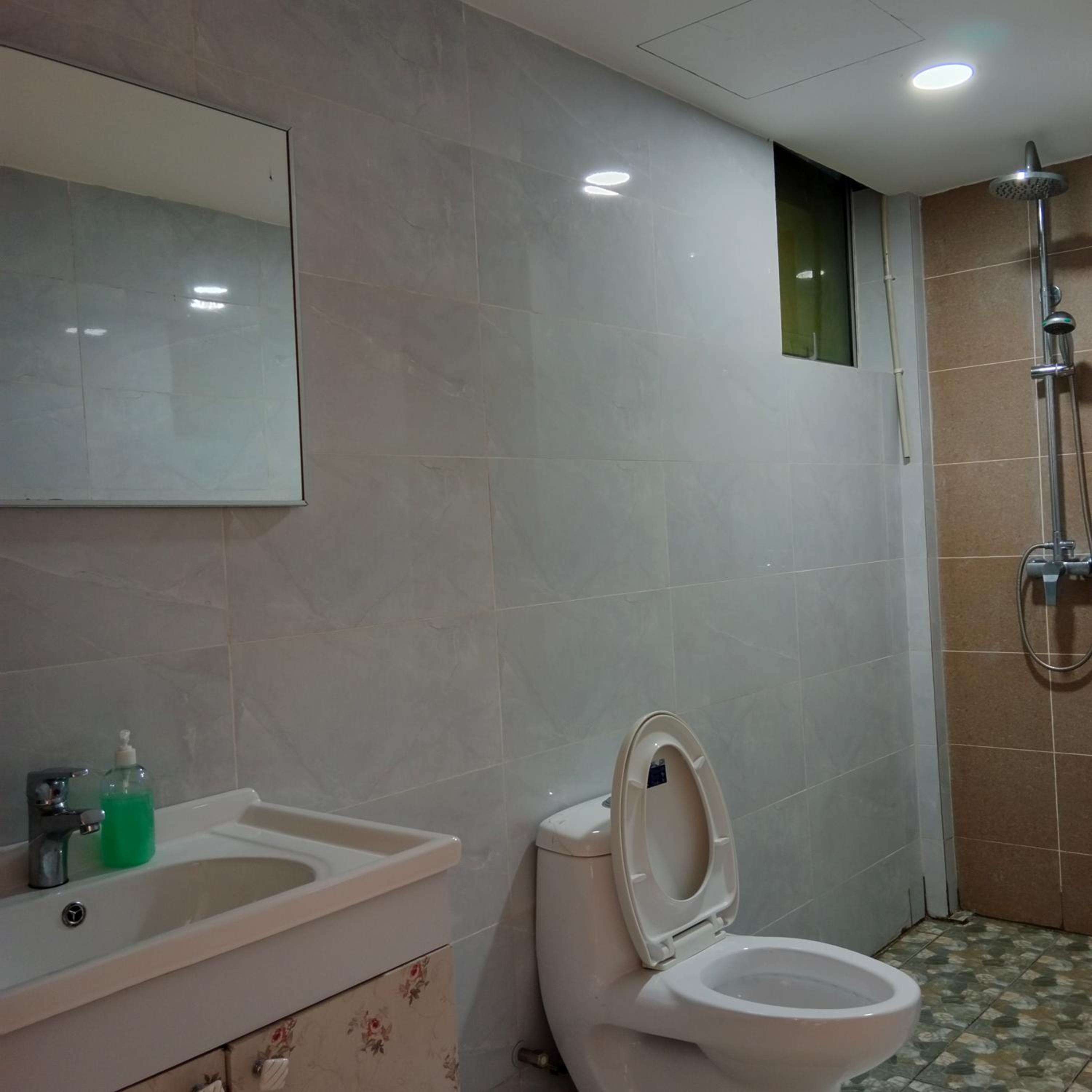 Deluxe King Room photo 2