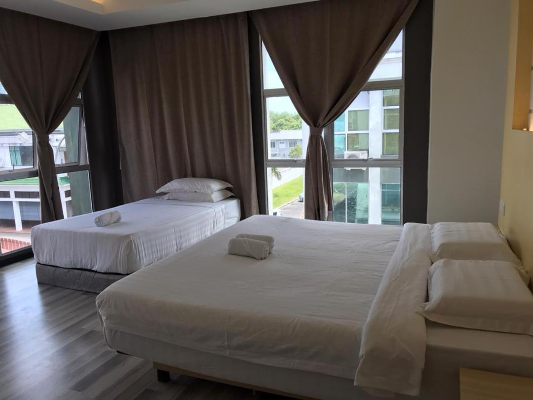 Deluxe Triple Room photo 3