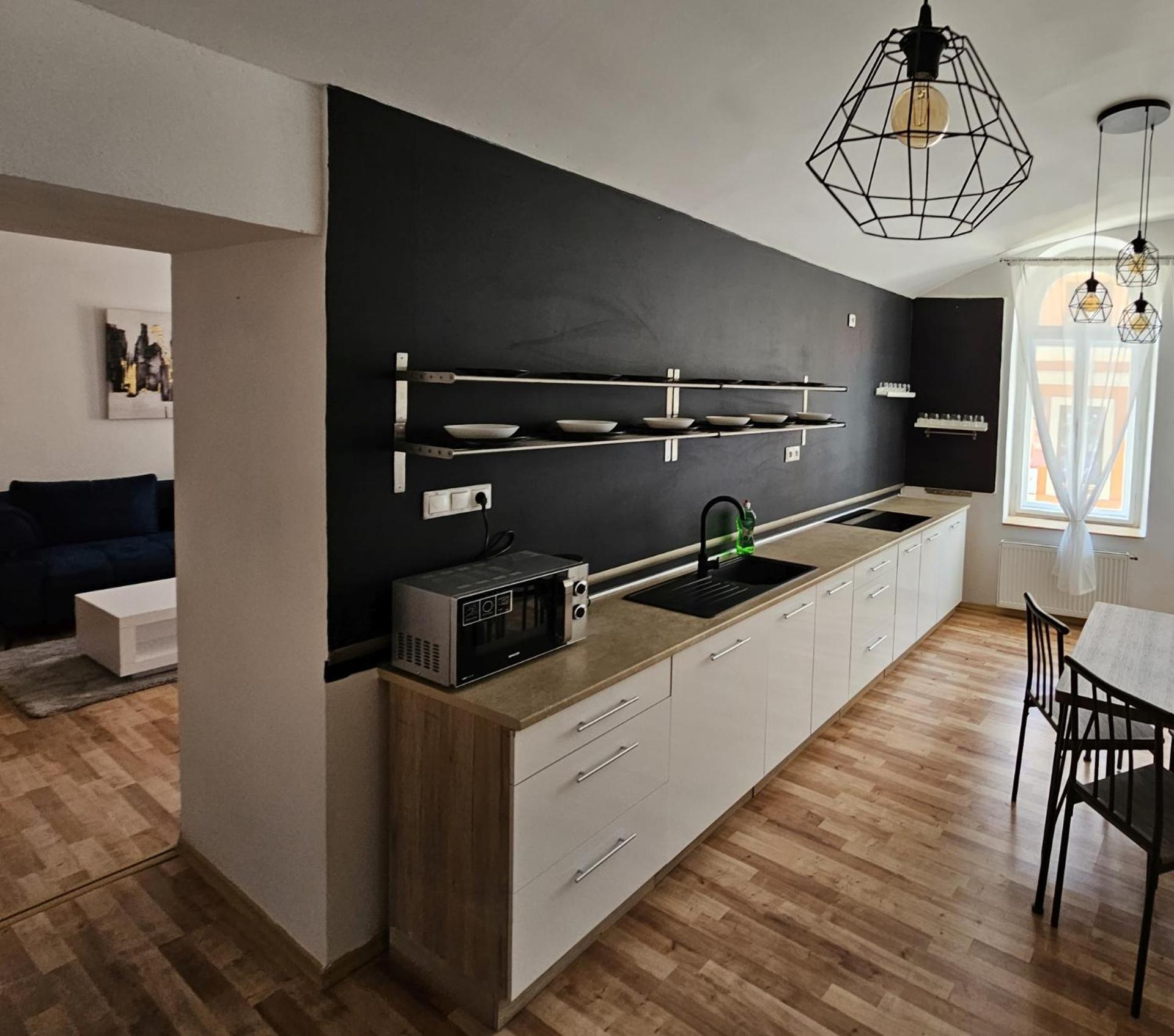 Deluxe Family Room - Photo 11