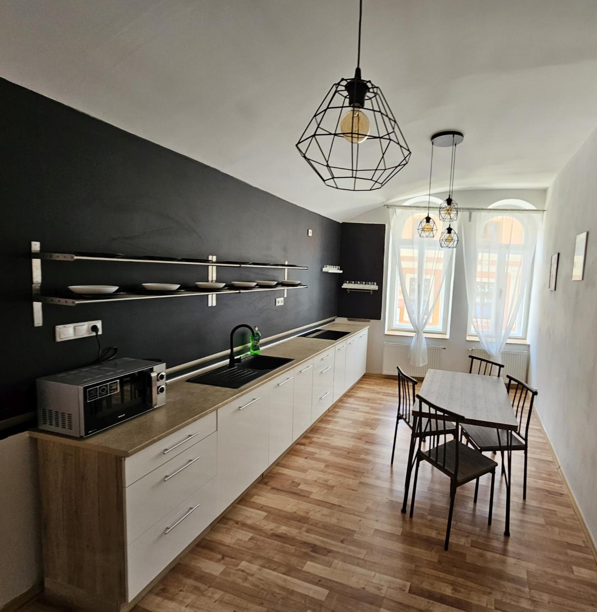 Deluxe Family Room - Photo 8