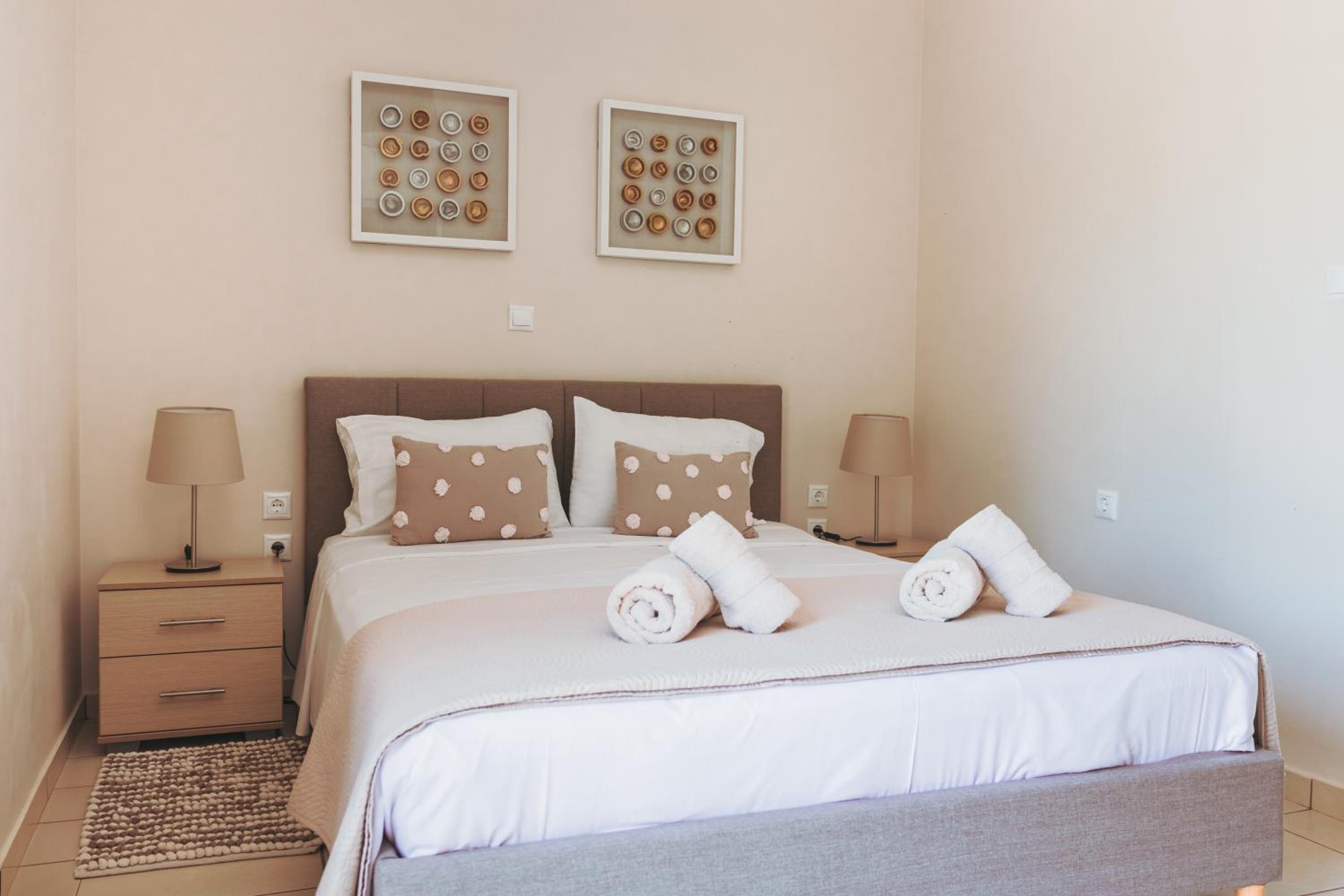 Studio Apartment photo 3