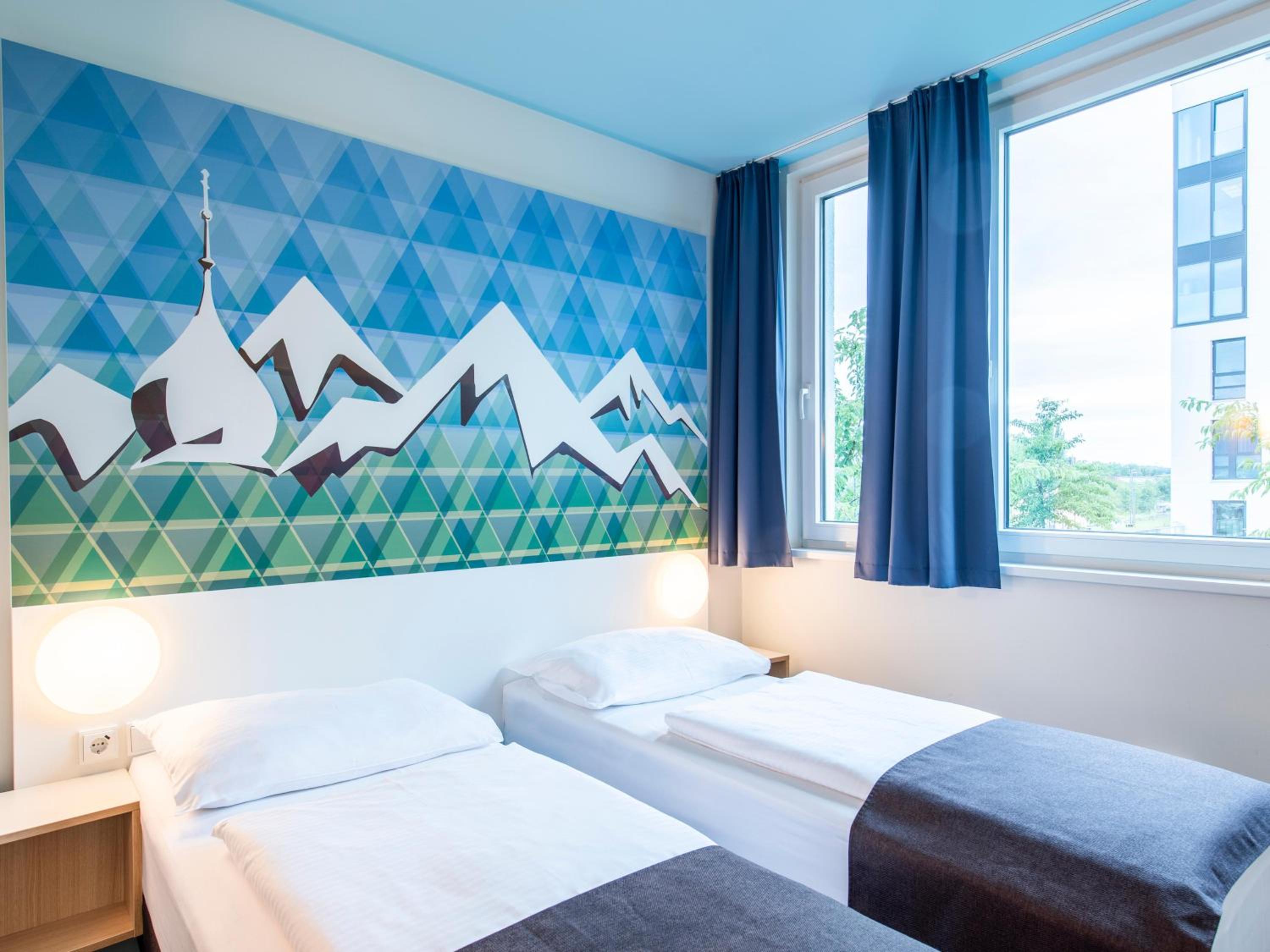Twin Room - Photo 1