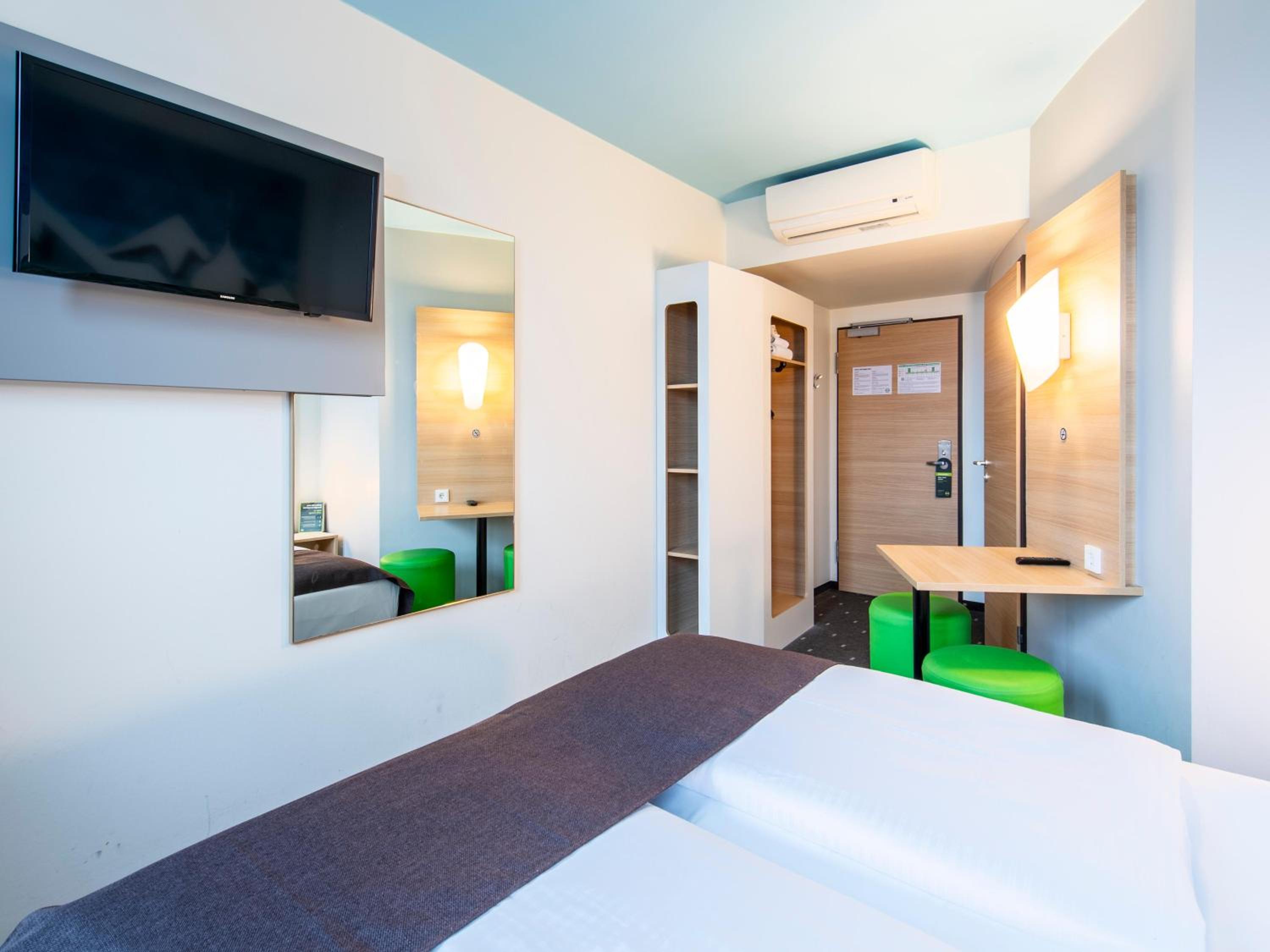 Double Room - Photo 5