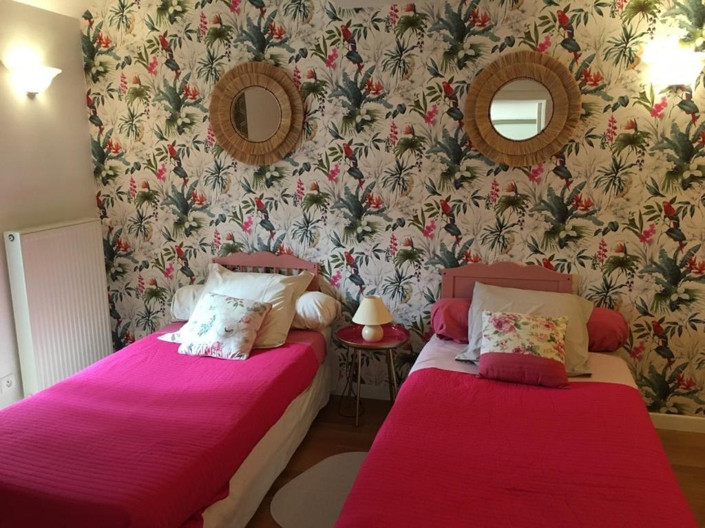 Triple Room with Private Bathroom - Photo 1