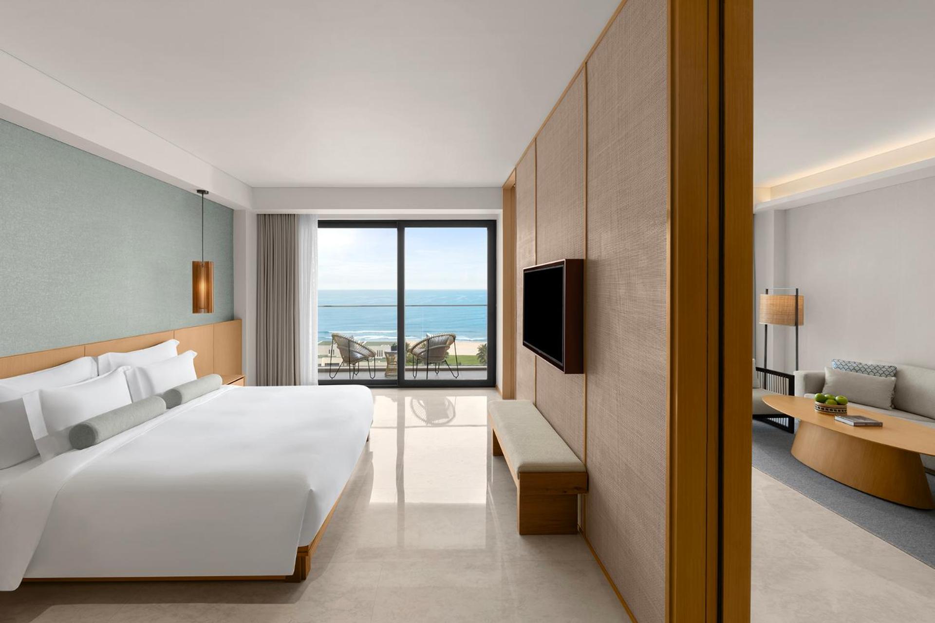 Monogram Suite Double Ocean View with Monogram Lounge Access - Mini-bar included once per stay, Daily Guest Activities
