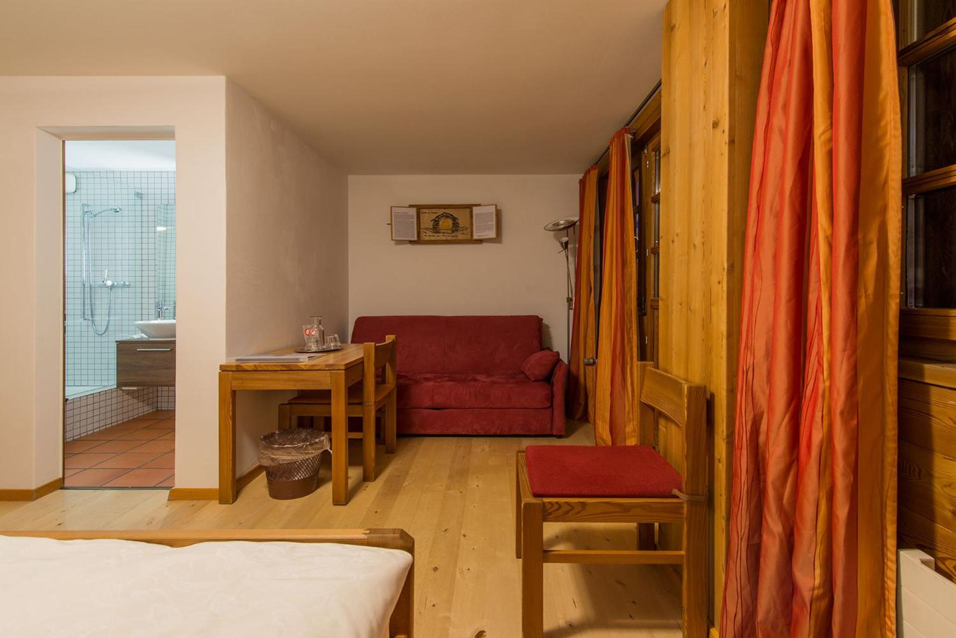 Family Suite with Balcony - Photo 1