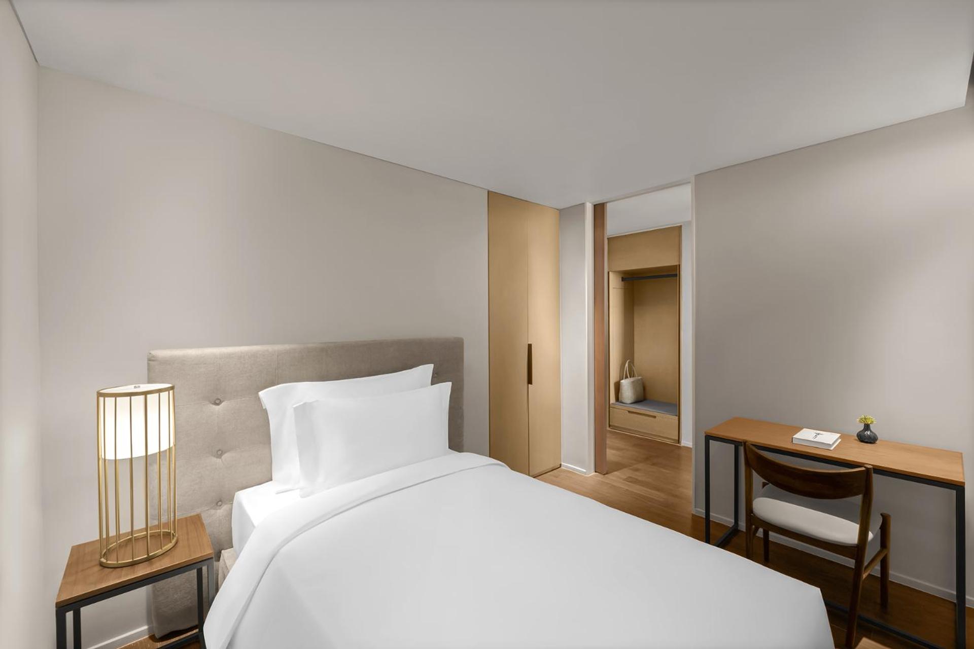 Residence Pool View - Mini-bar included once per stay, Daily Guest Activities - Photo 8