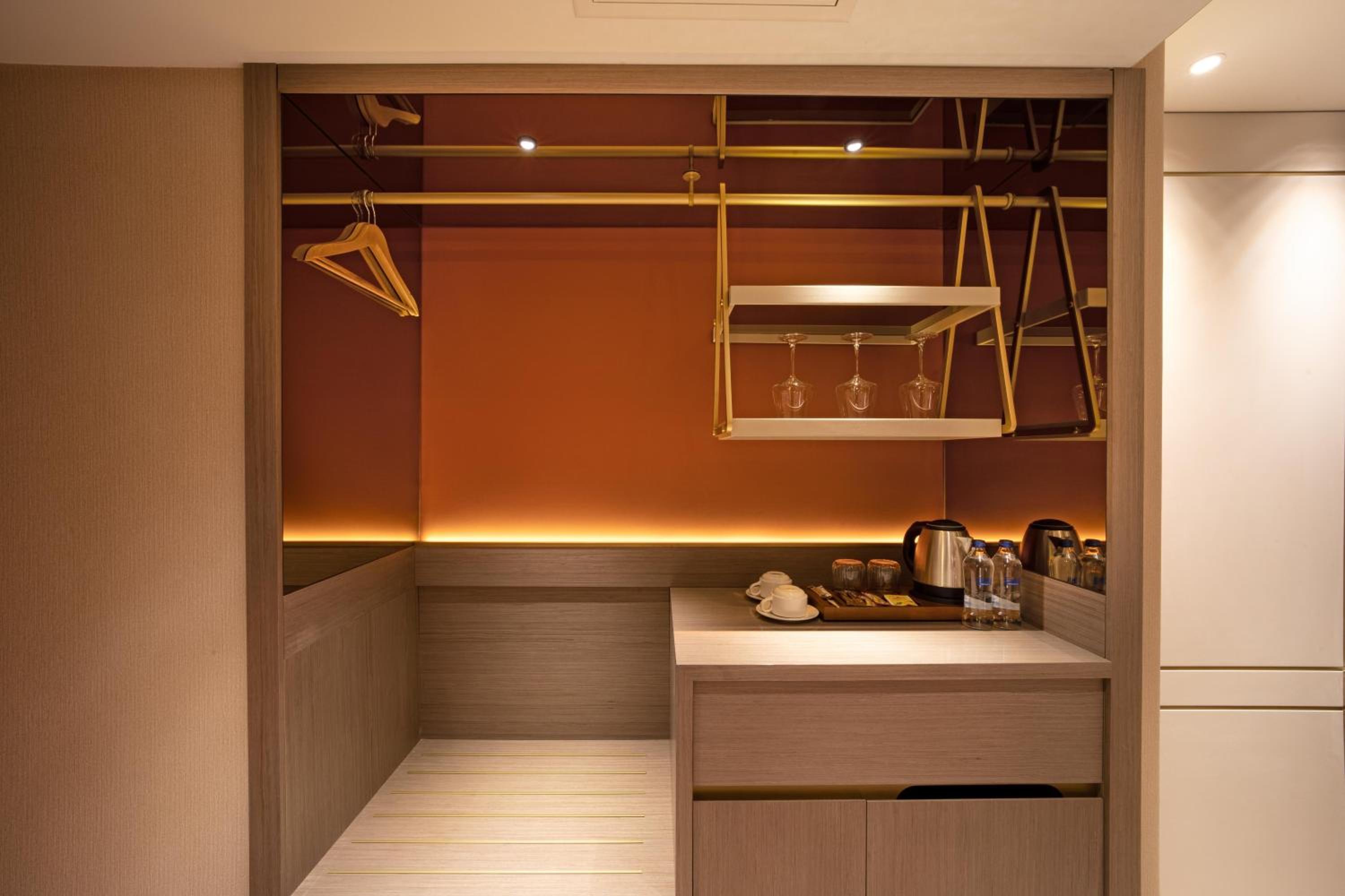 Deluxe Double or Twin Room photo 3