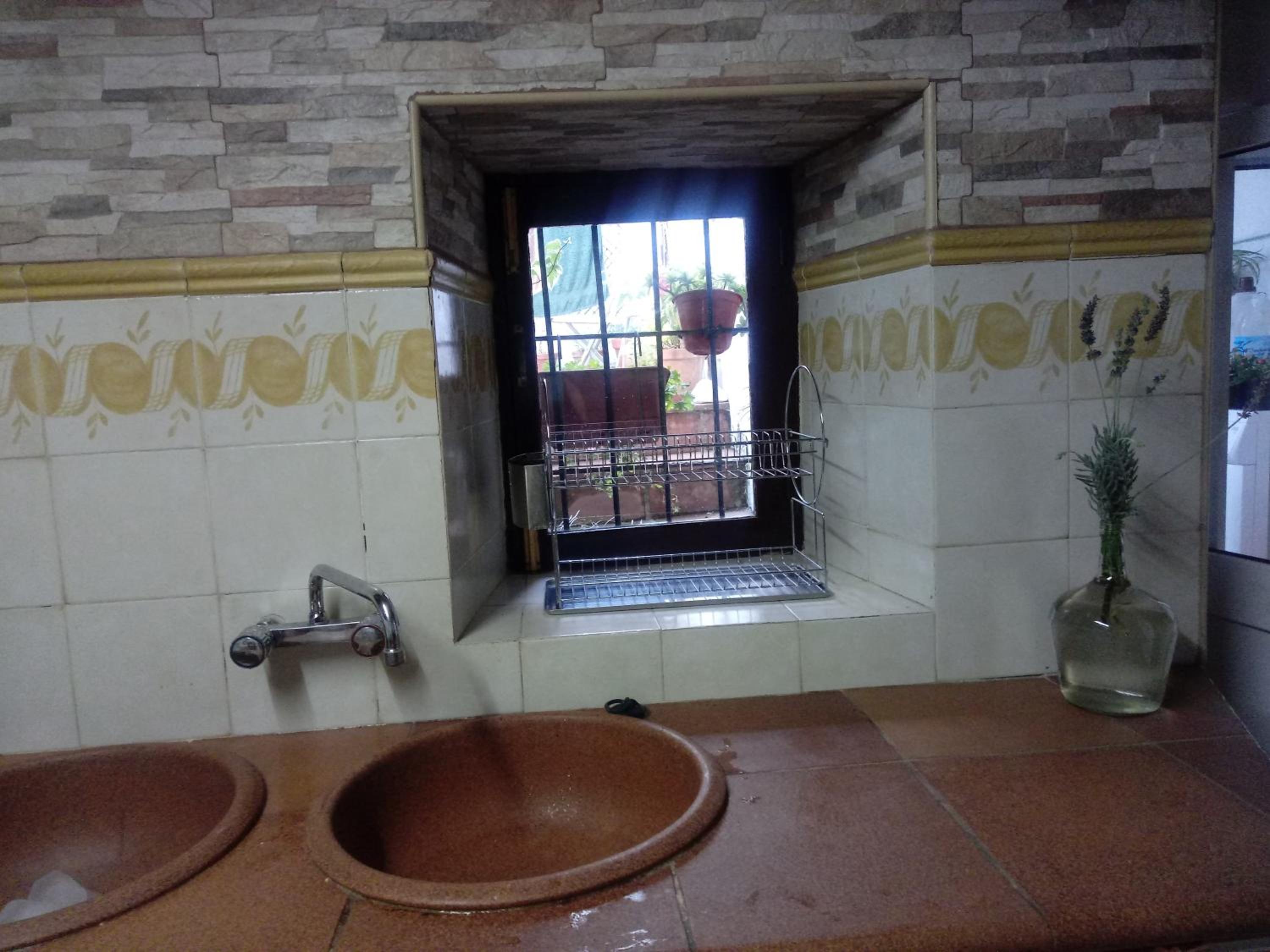 Four-Bedroom House photo 2