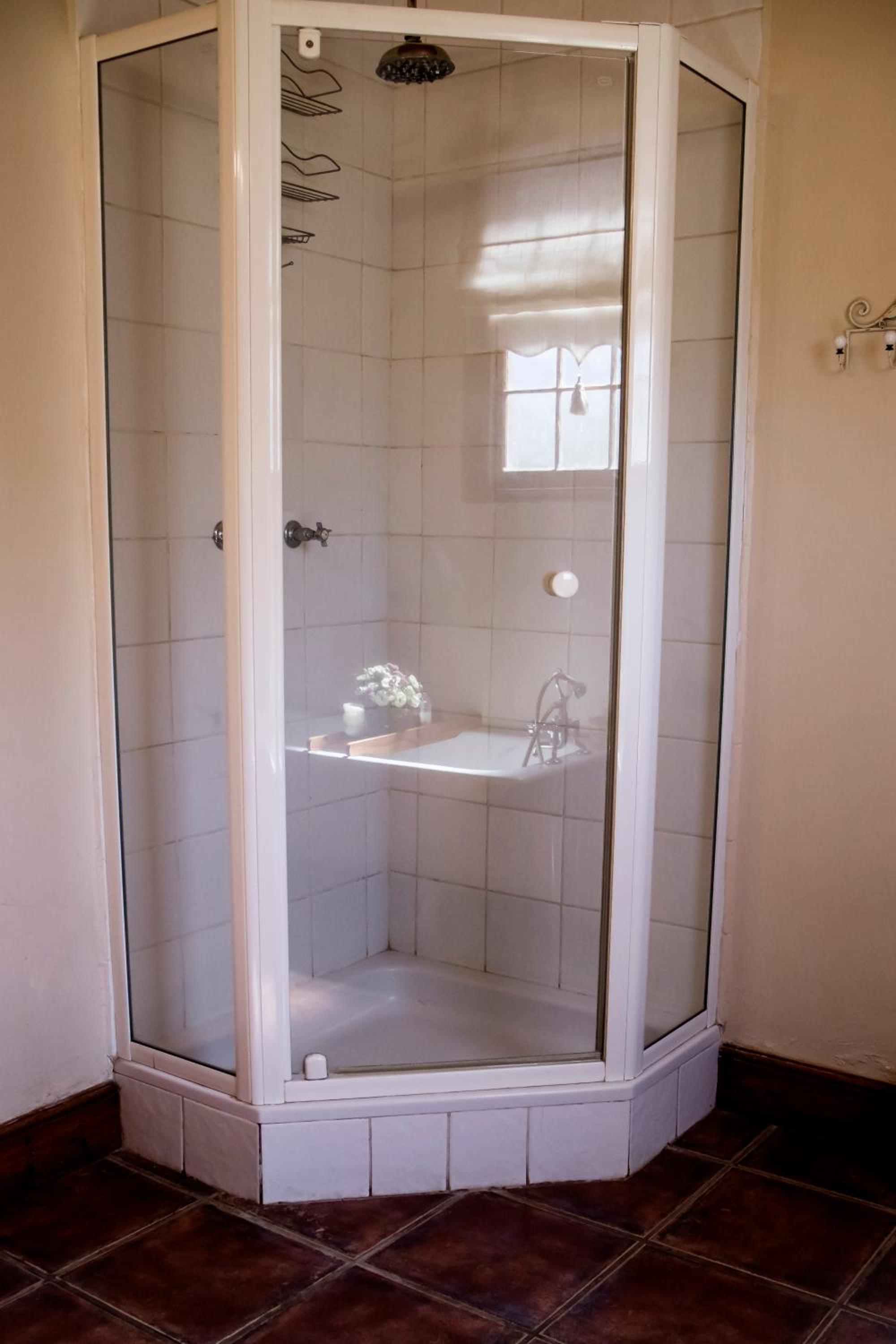 Guest Lodge Honeymoon Suite photo 2