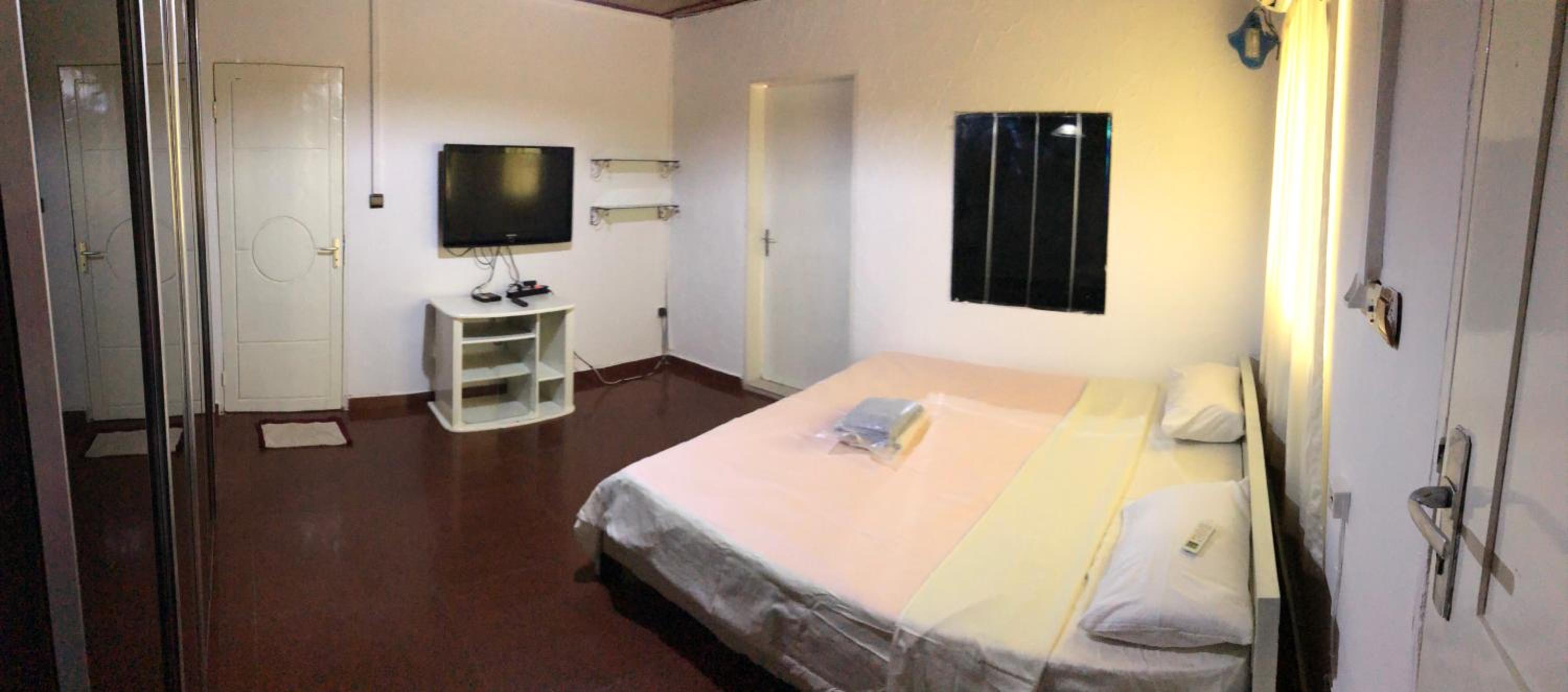 Large Double or Twin Room photo 1