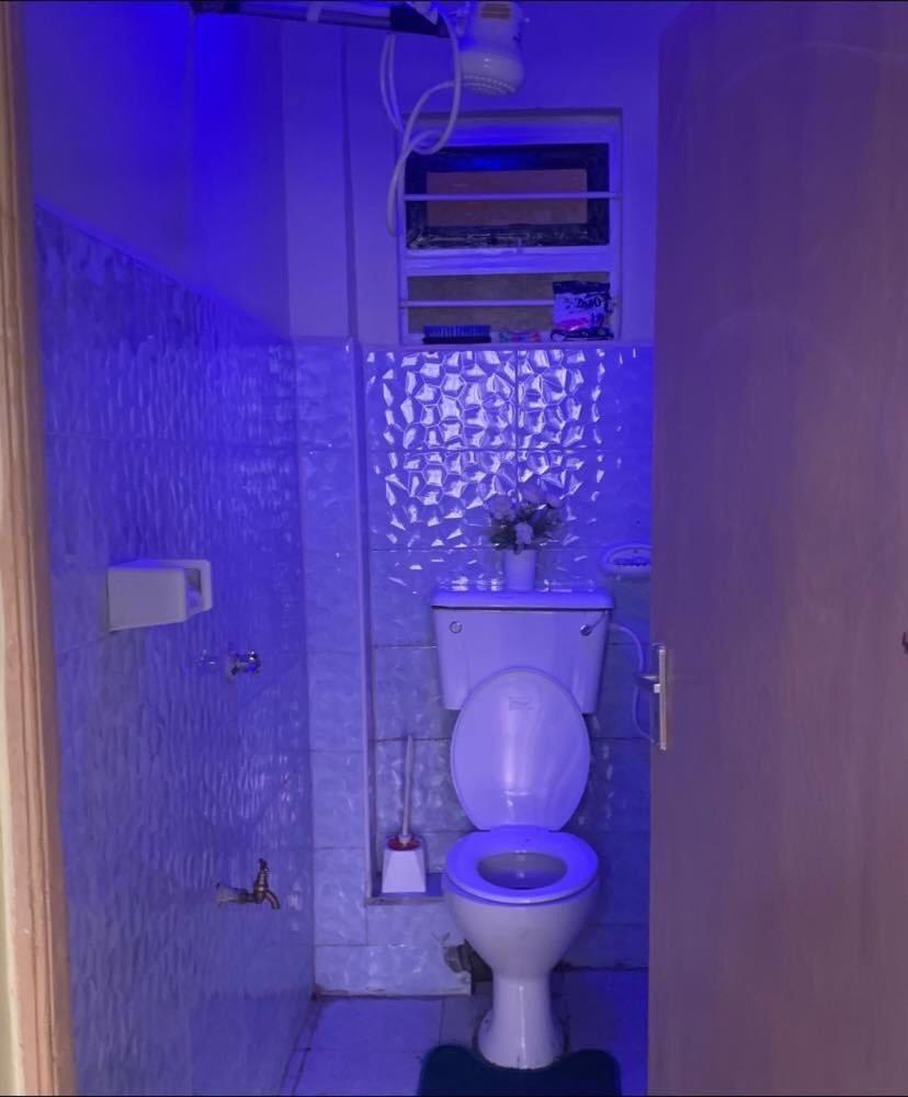 One-Bedroom Apartment - Photo 11