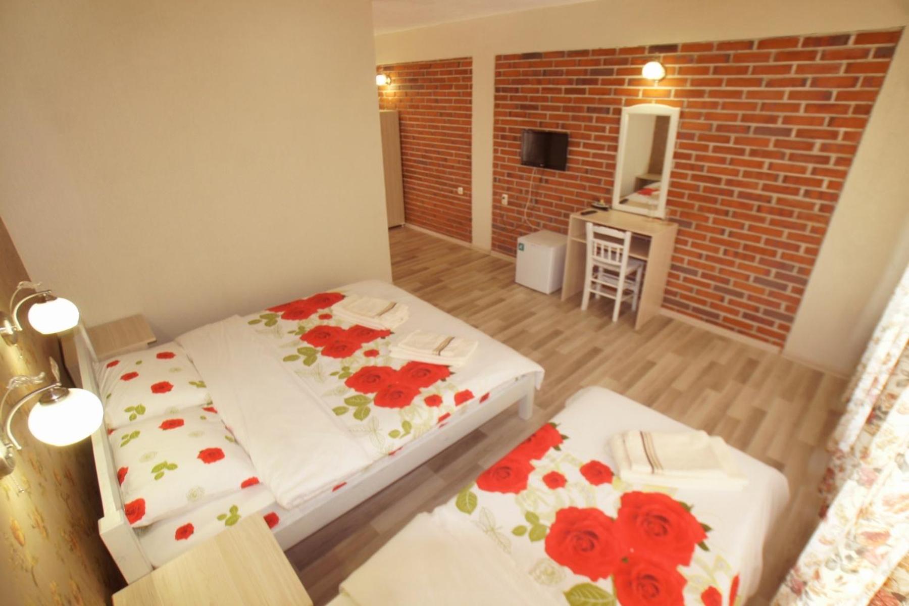 Suite - Photo 5