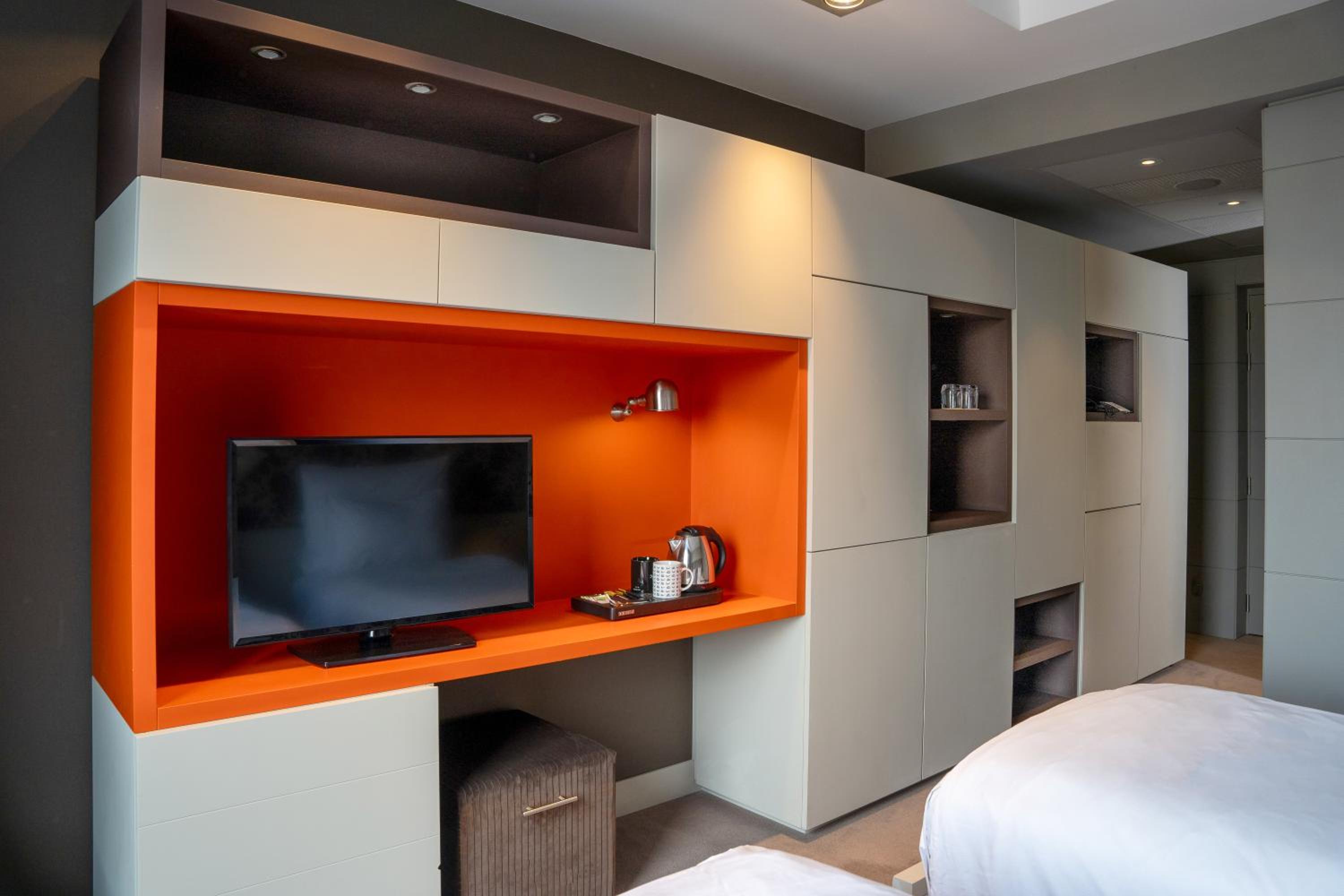 Available room