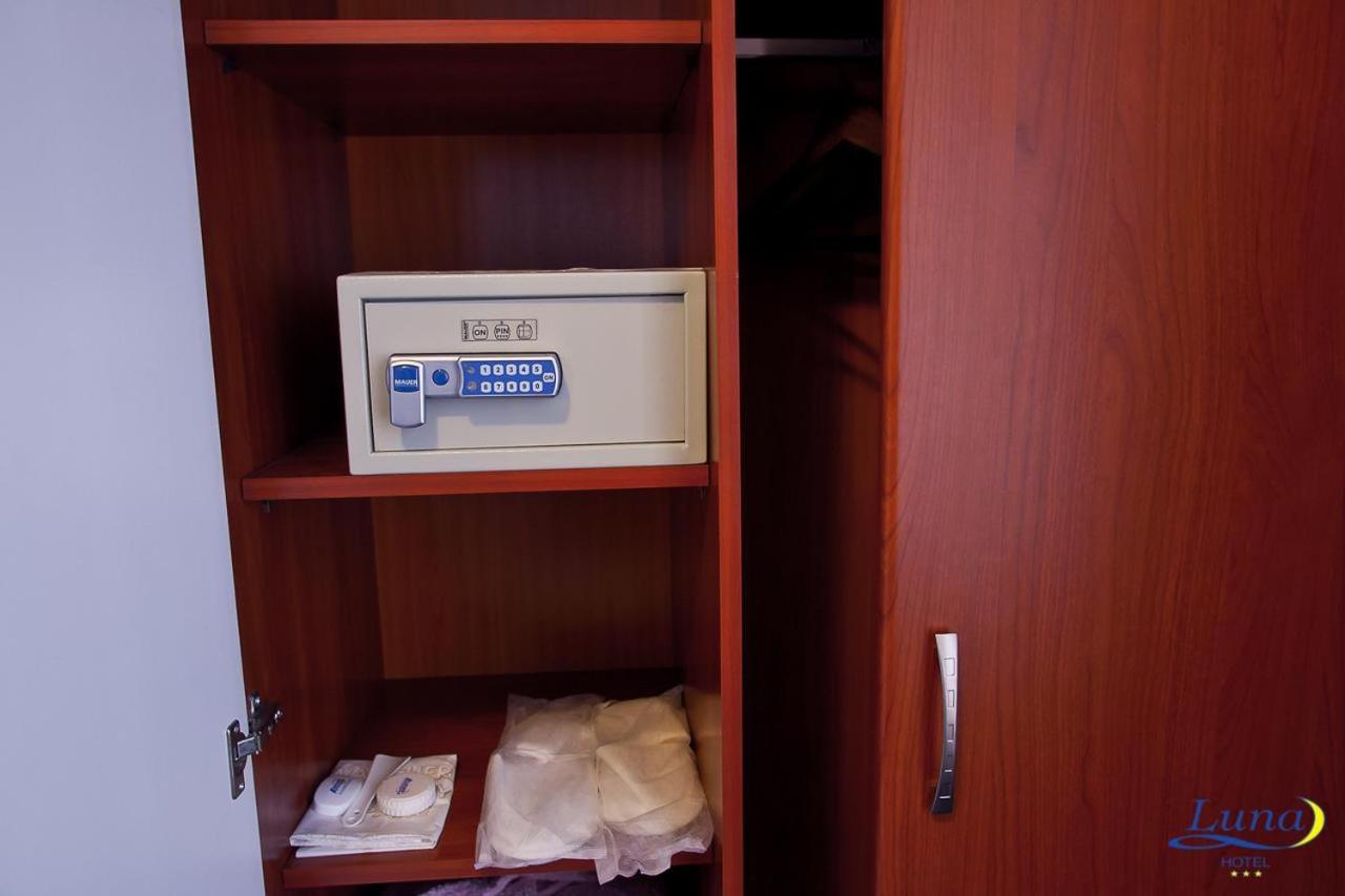 Double Room - Photo 11