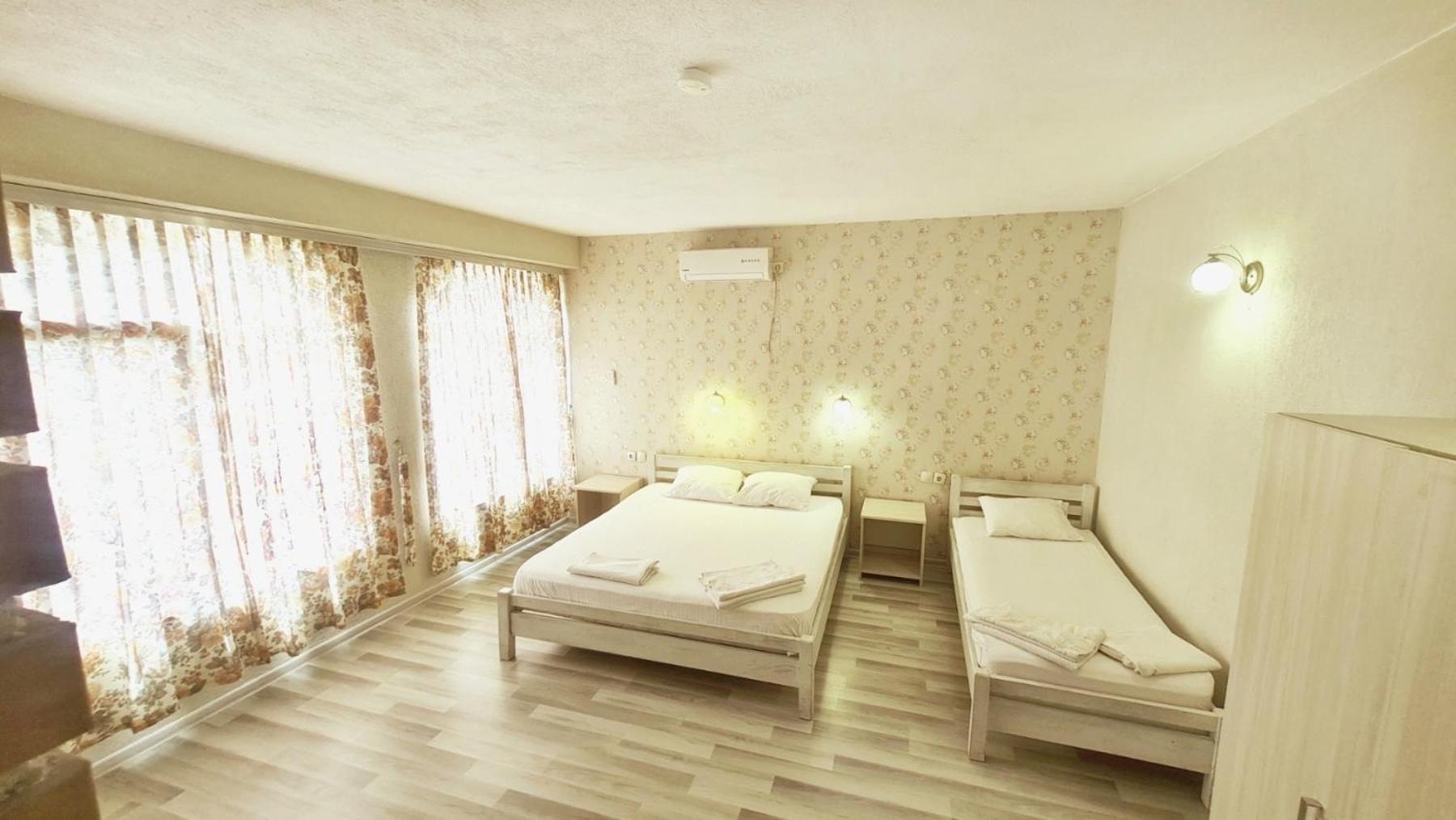 Suite with River View - Photo 2