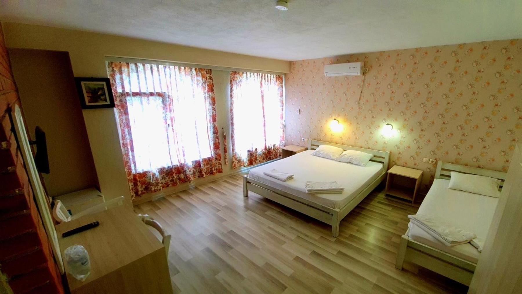 Suite with River View - Photo 5