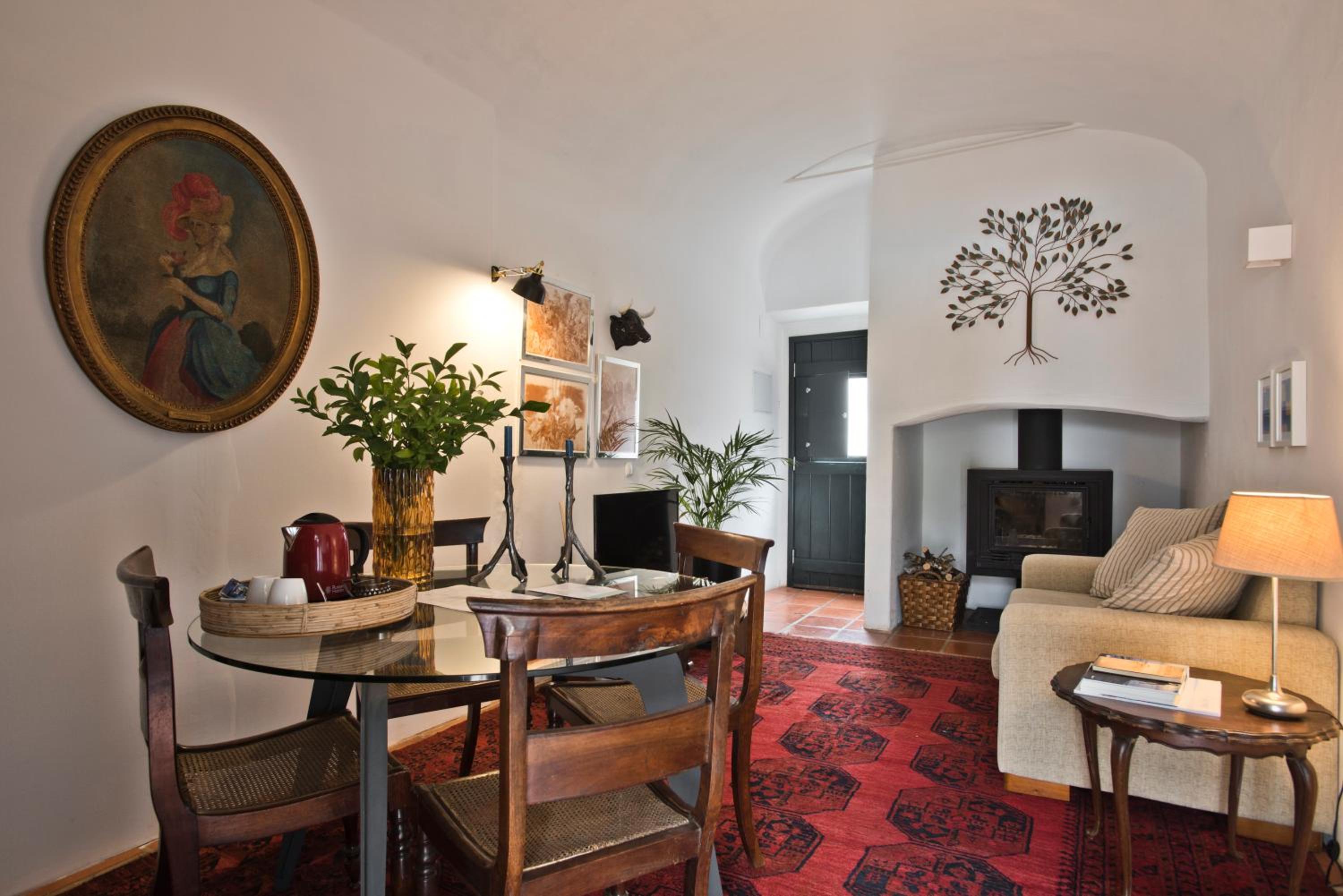 Suite with Garden View - Photo 3